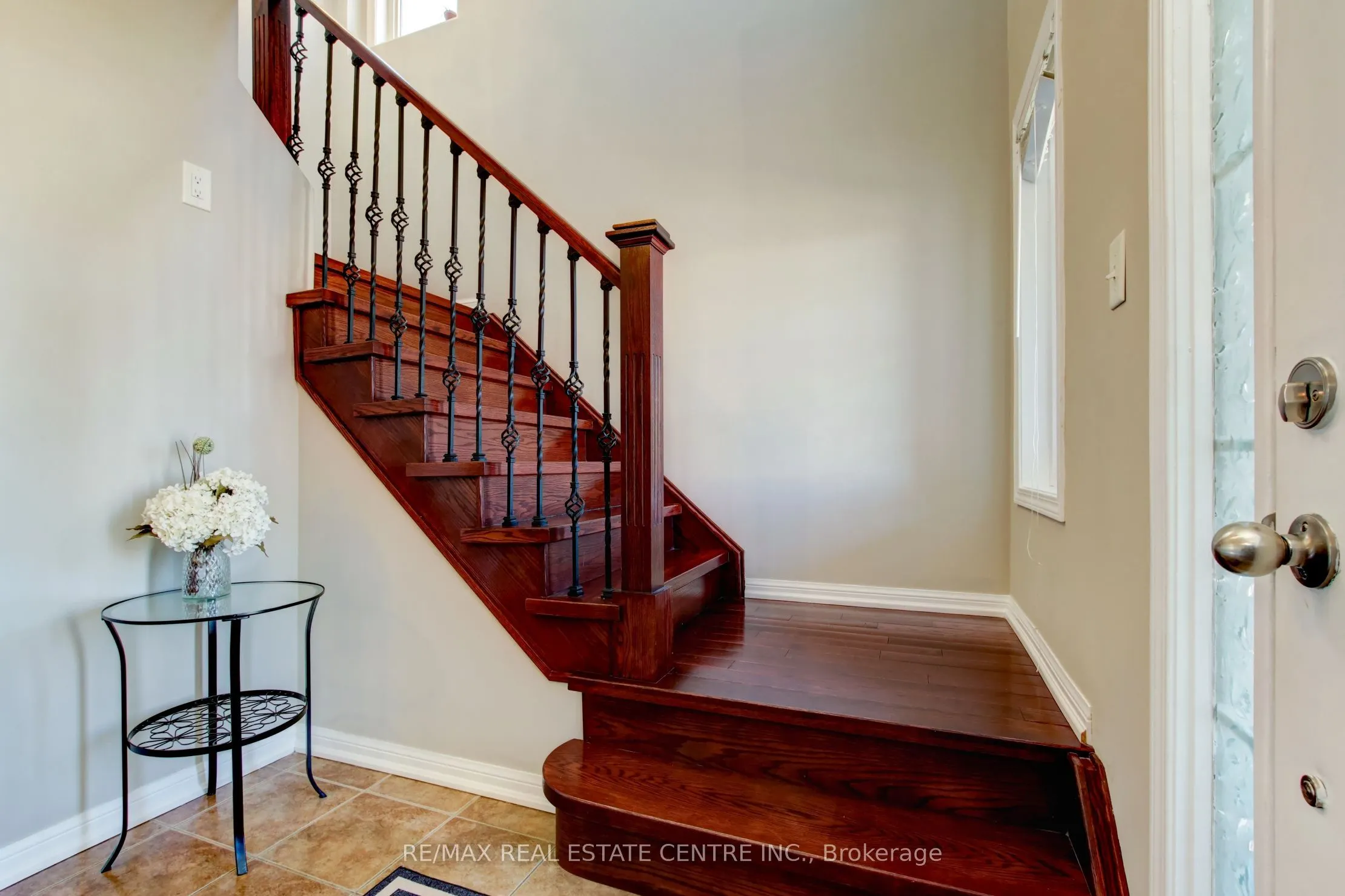 123 Lunney Crescent