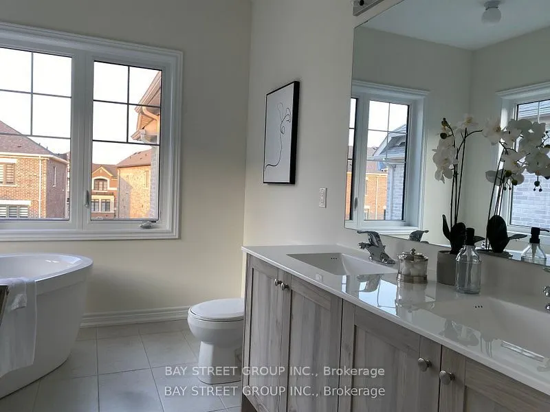 315 Coronation Road