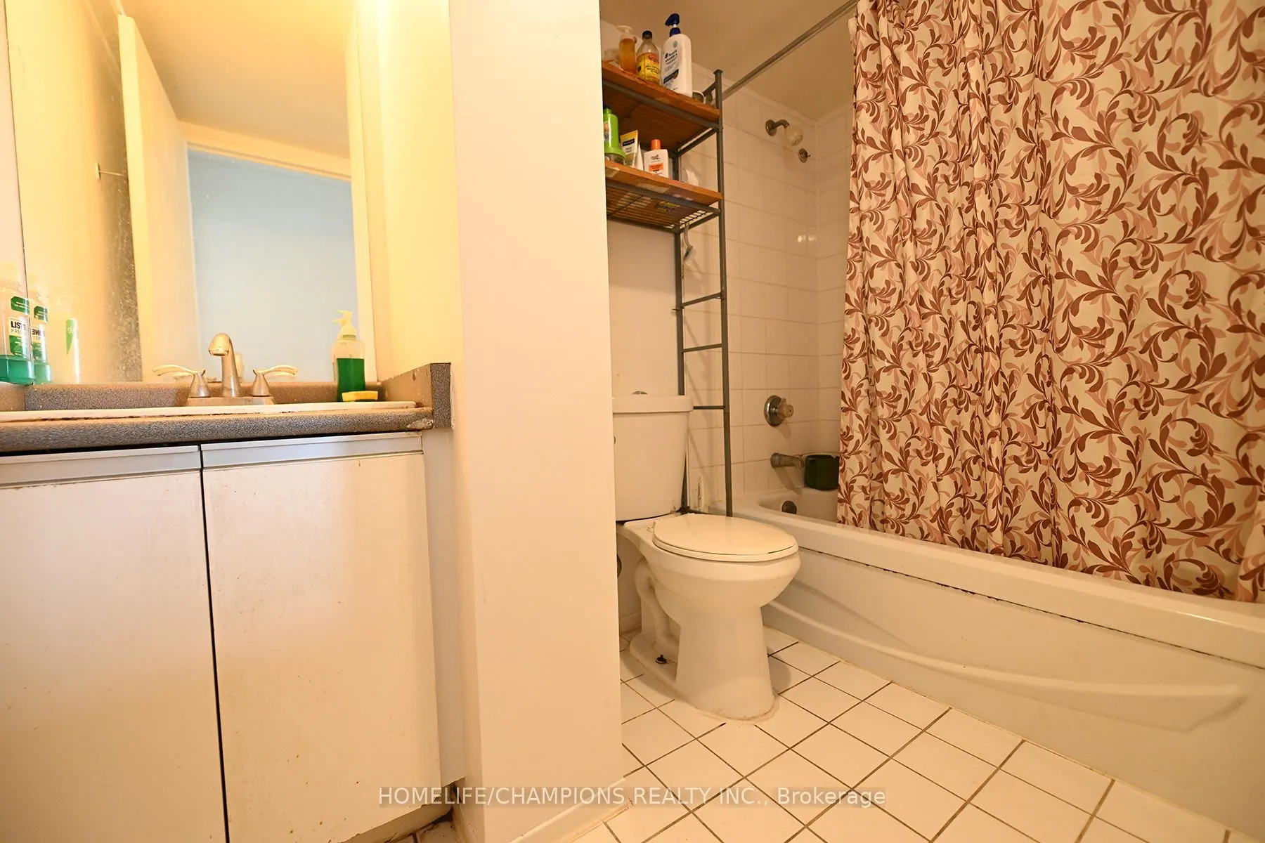 1470 Midland Avenue #401