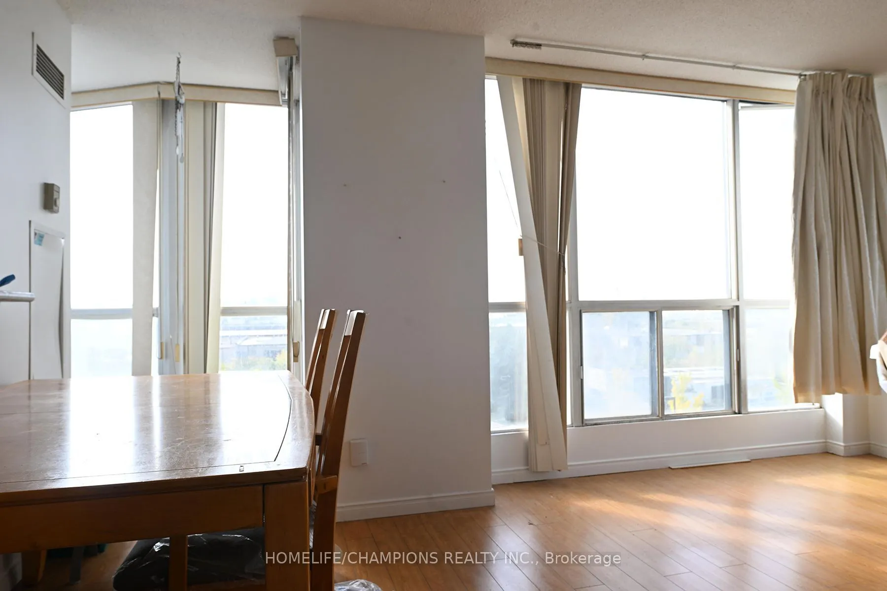 1470 Midland Avenue #401