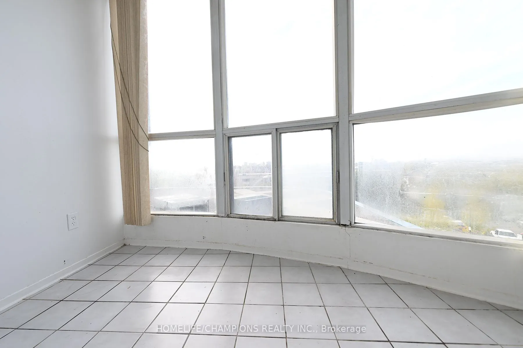 1470 Midland Avenue #401