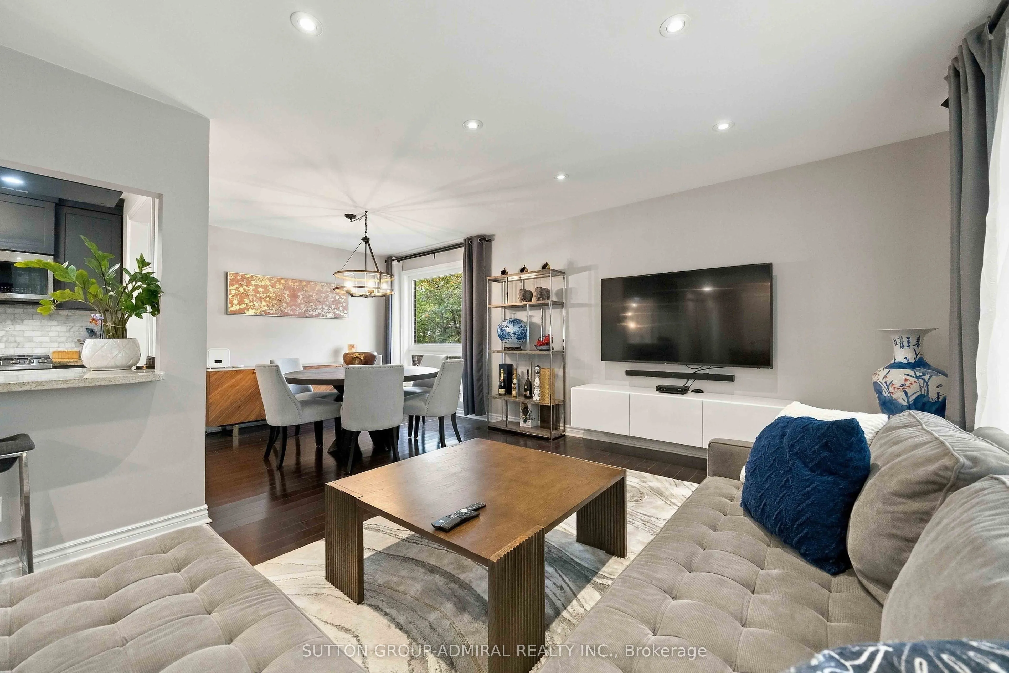 11 Summerglade Drive