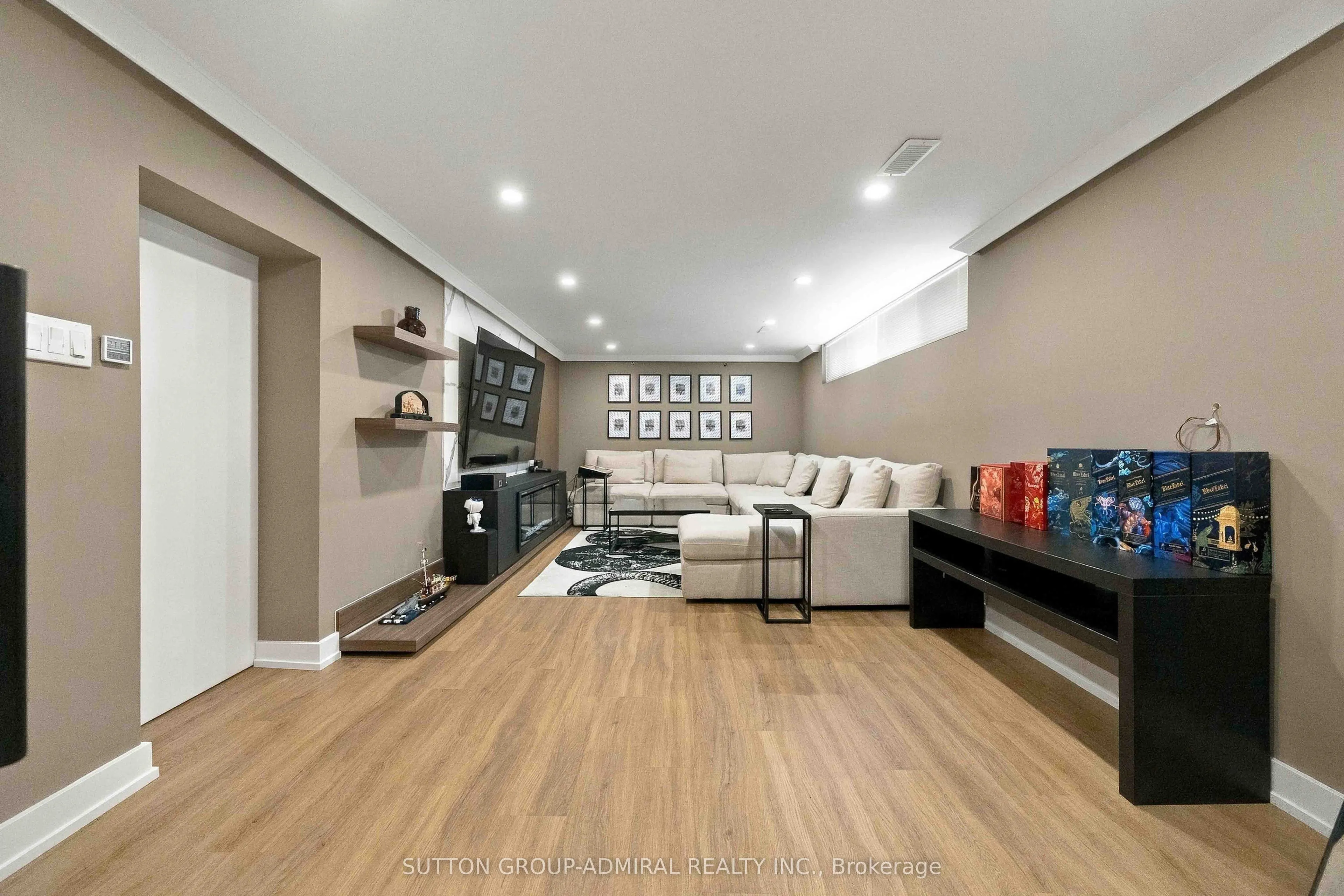 11 Summerglade Drive