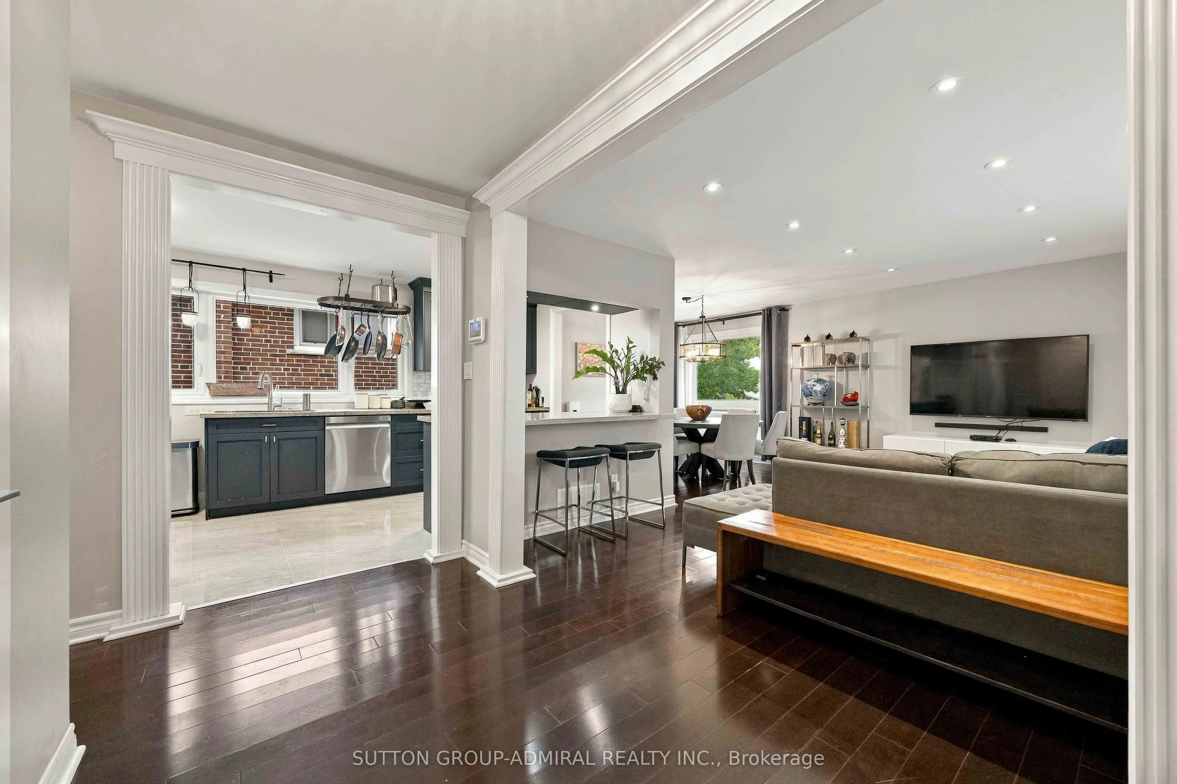 11 Summerglade Drive