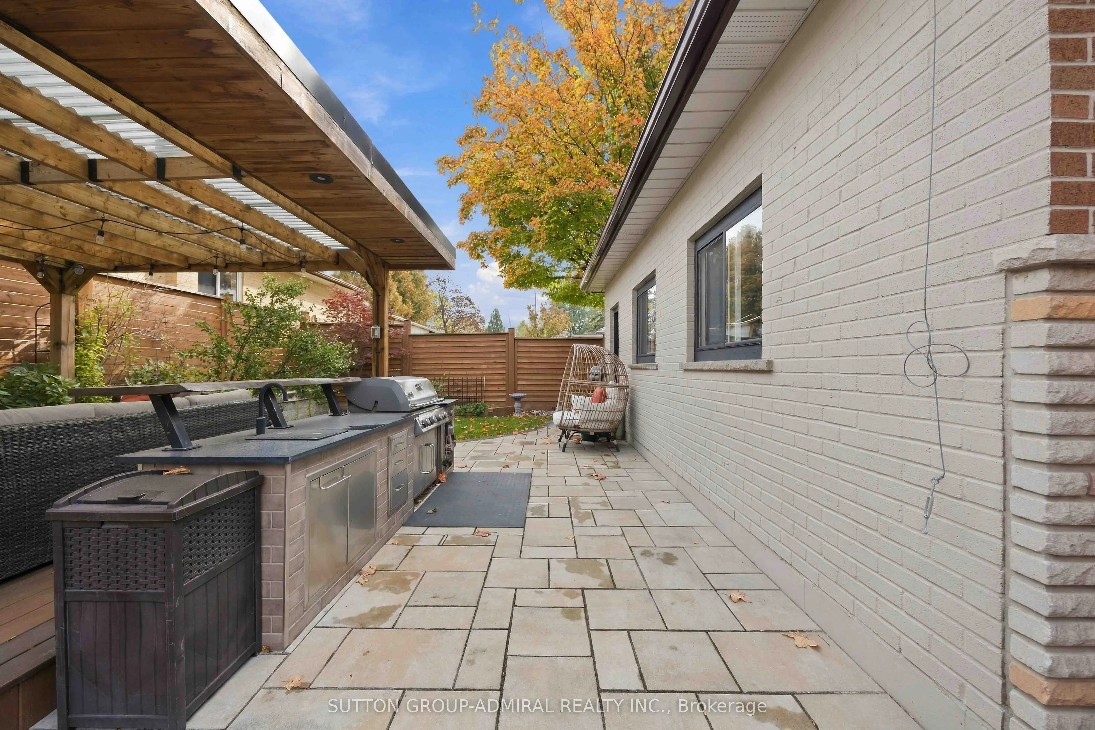 11 Summerglade Drive