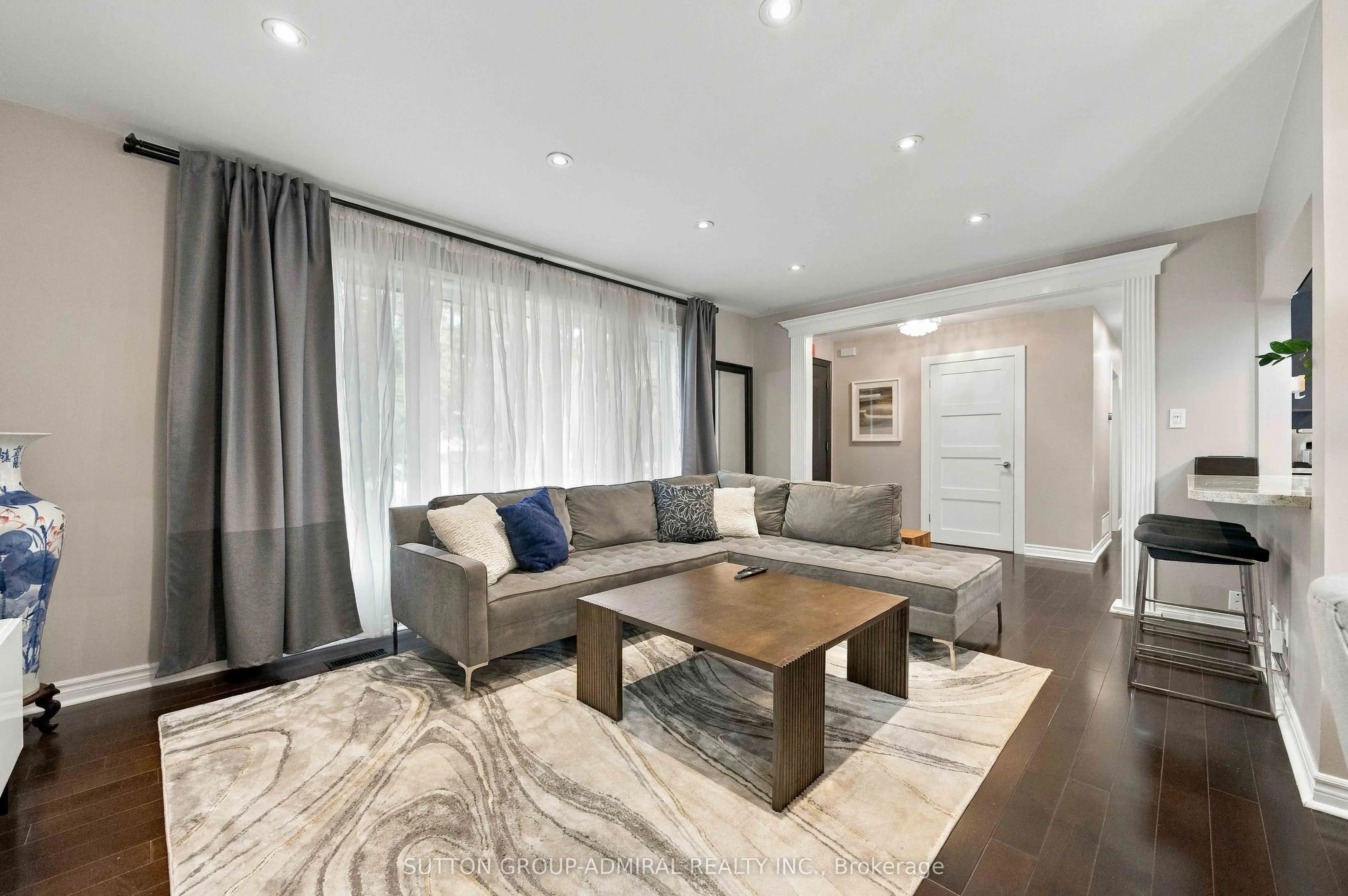 11 Summerglade Drive