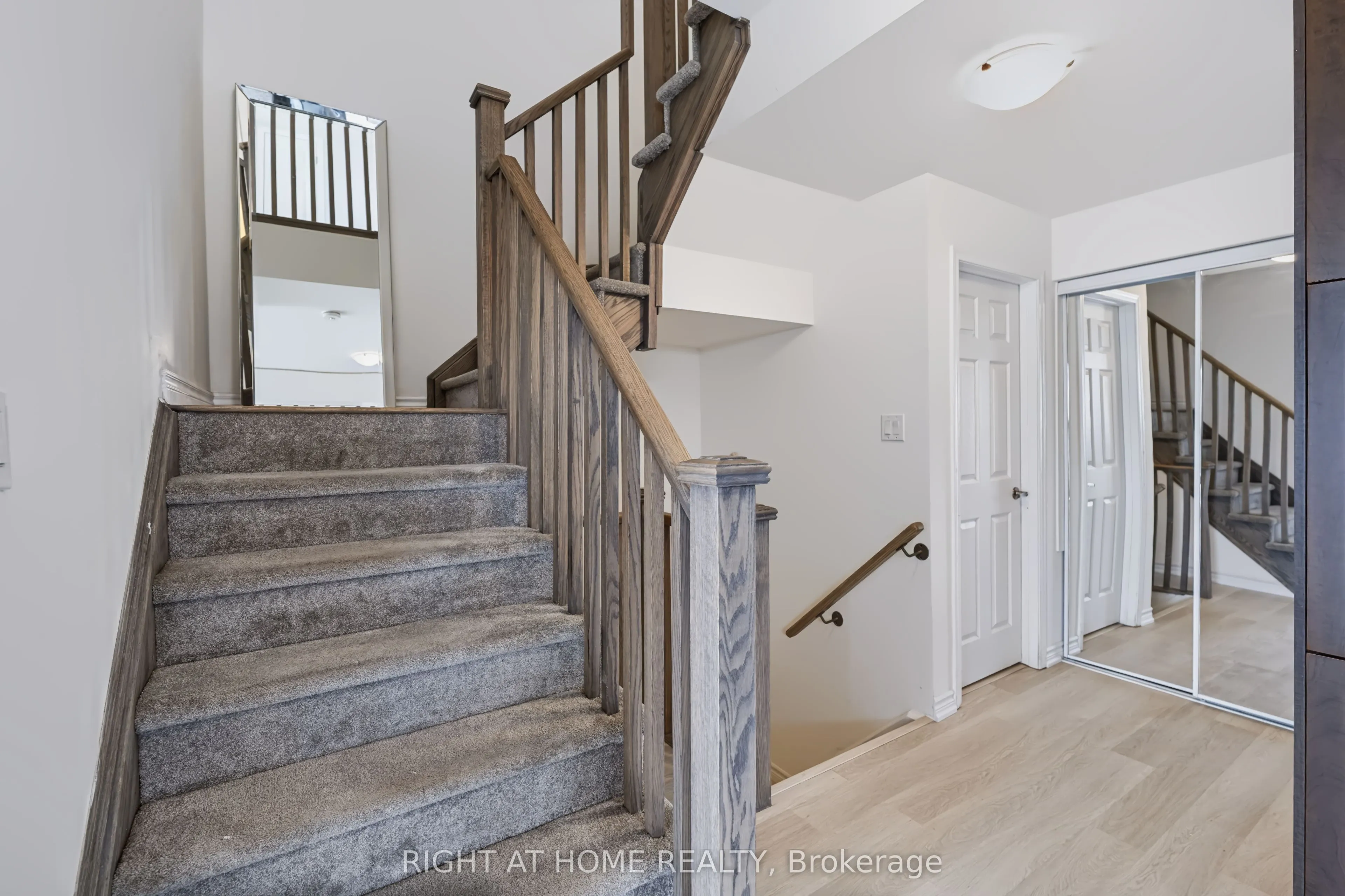 2789 Eglinton Avenue E #429