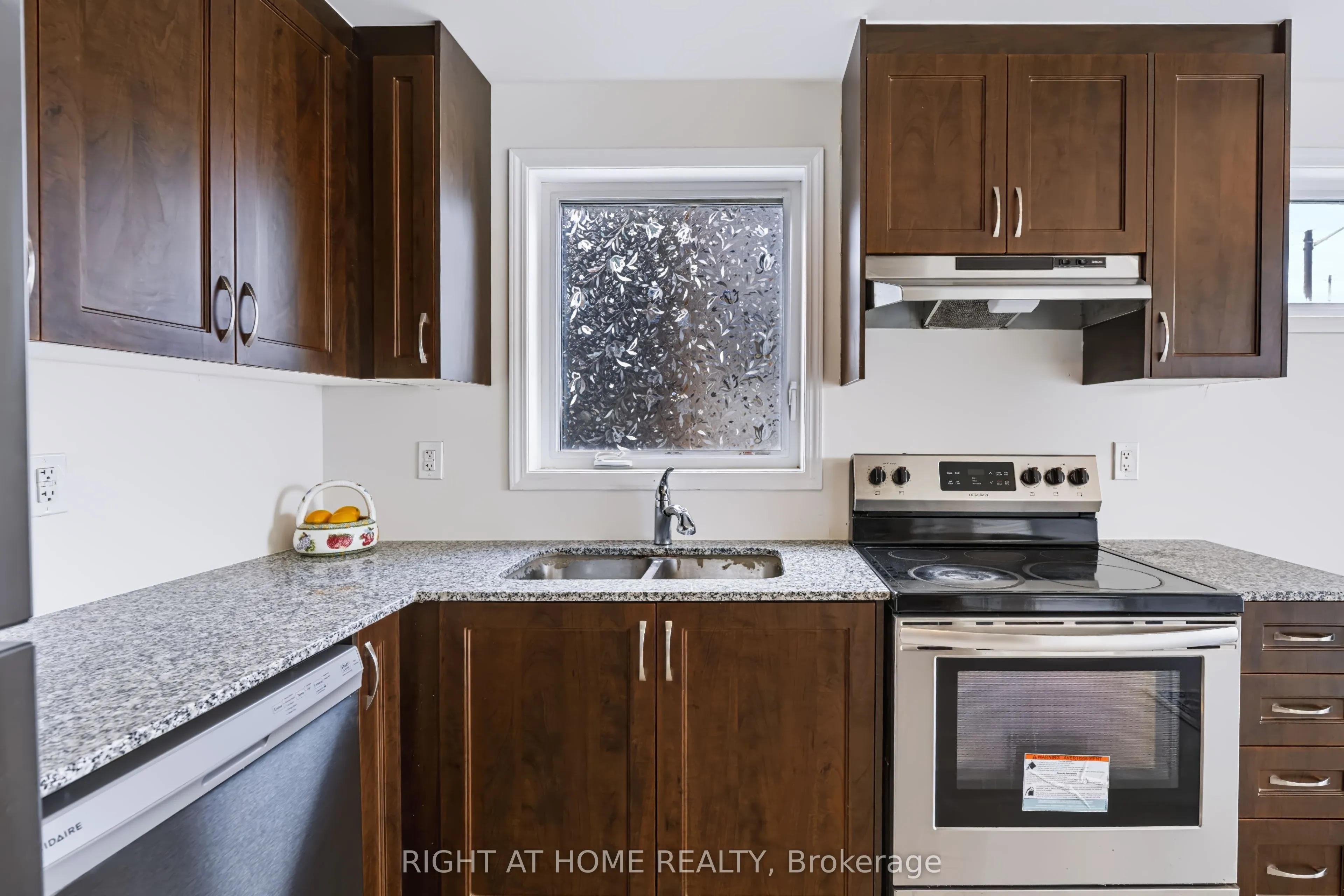 2789 Eglinton Avenue E #429