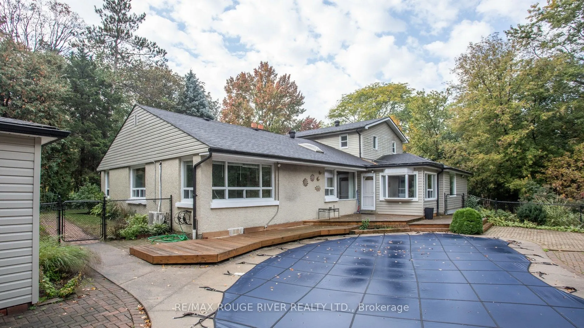 37 Acland Crescent