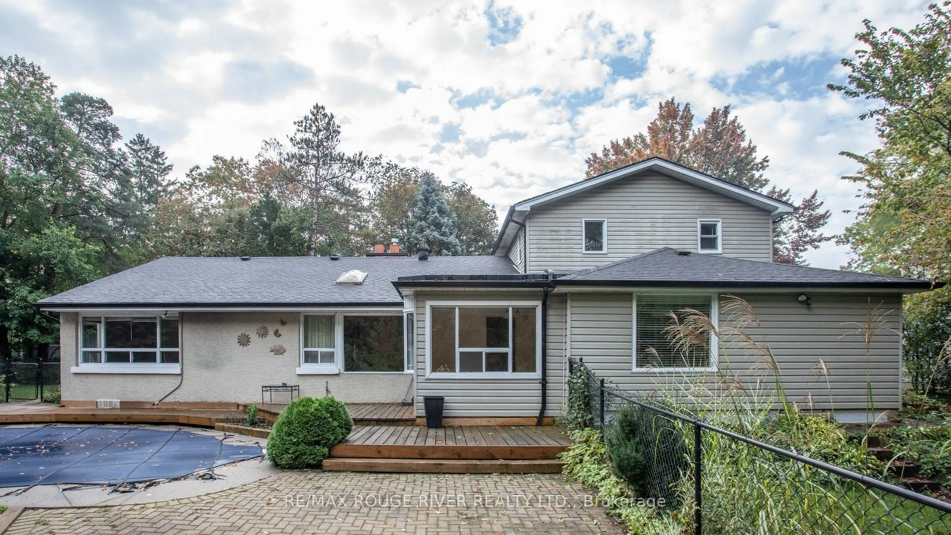 37 Acland Crescent