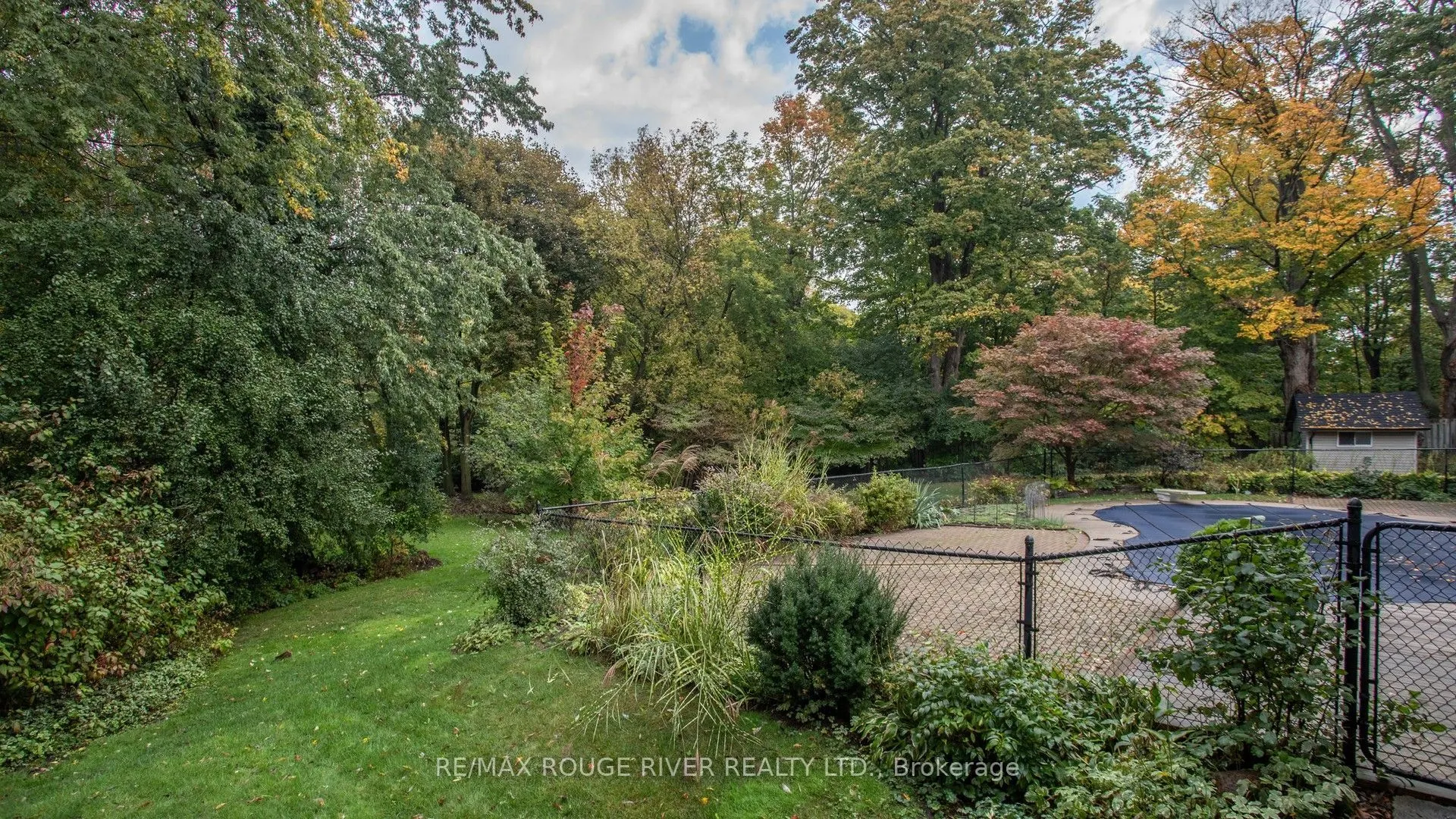 37 Acland Crescent