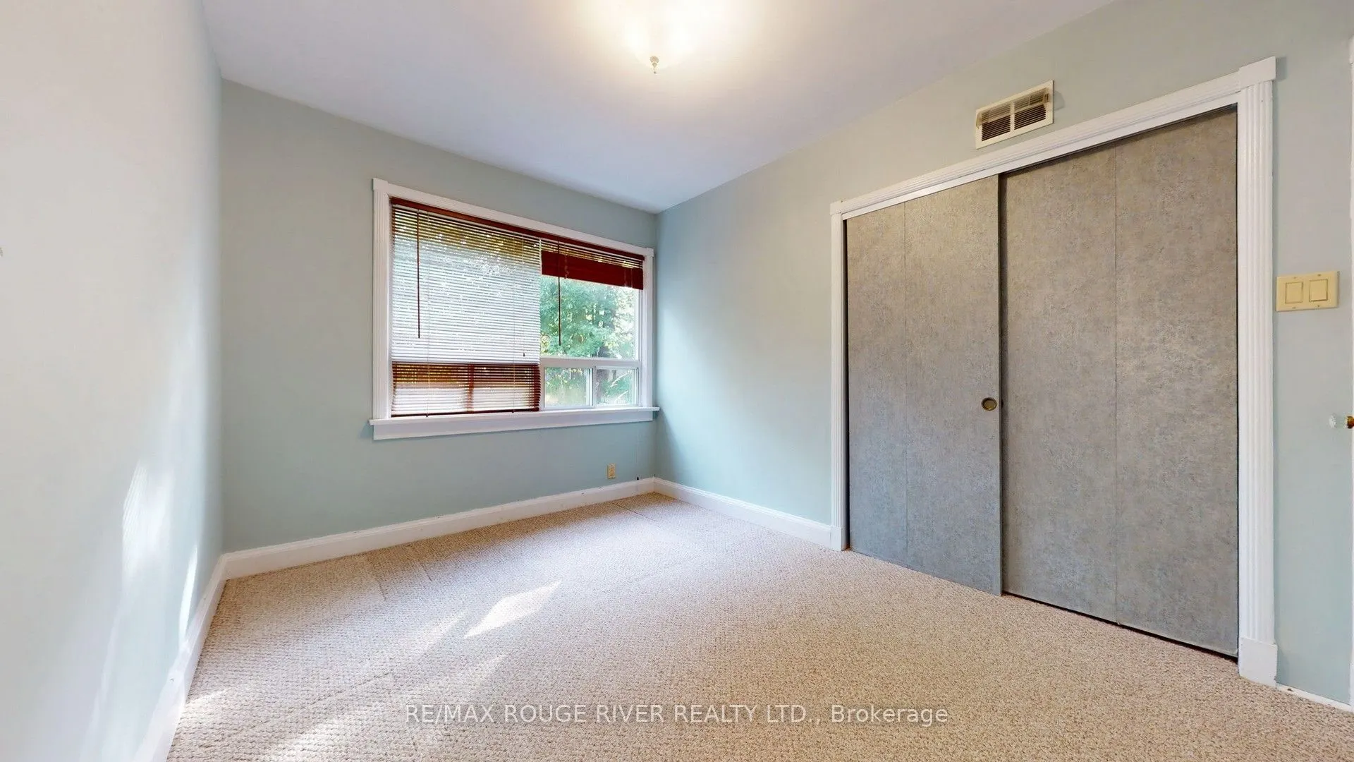 37 Acland Crescent