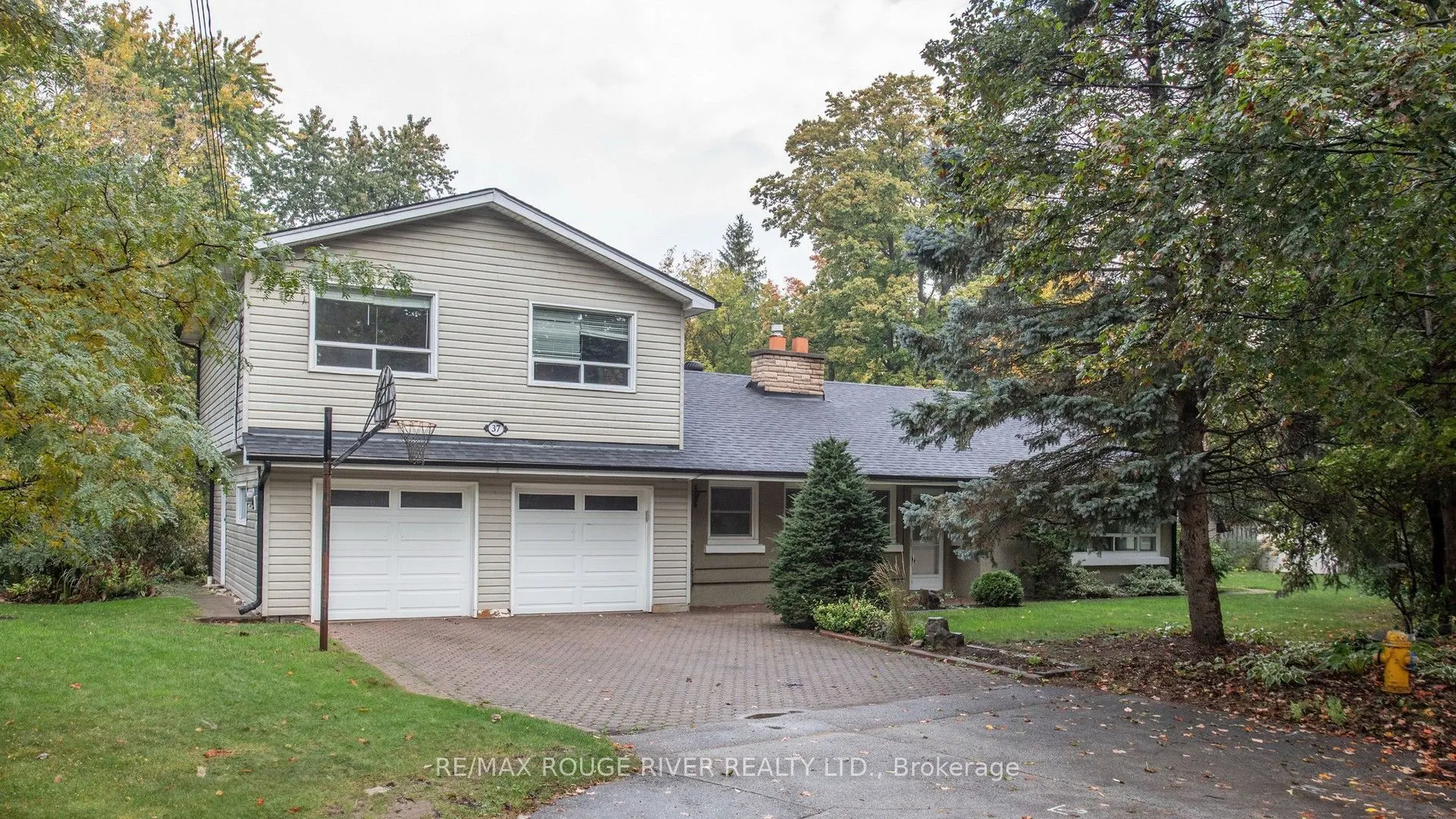 37 Acland Crescent
