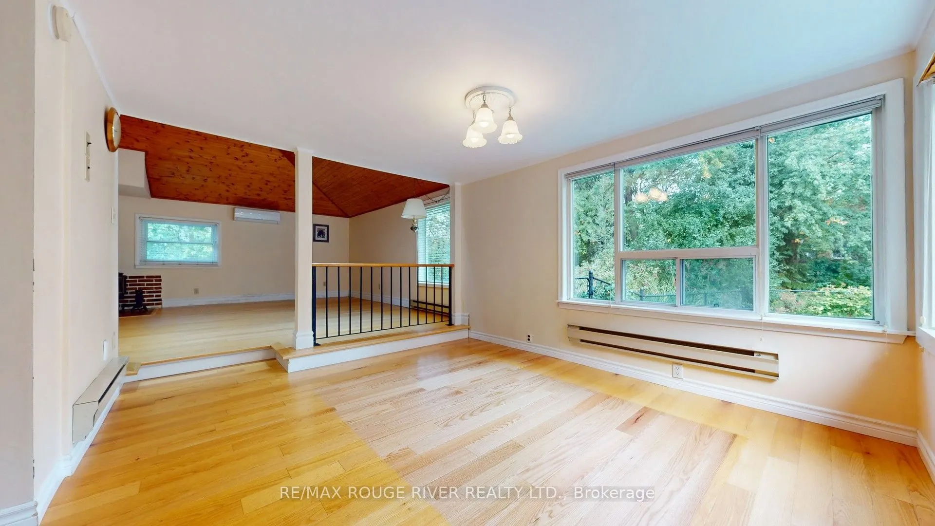 37 Acland Crescent