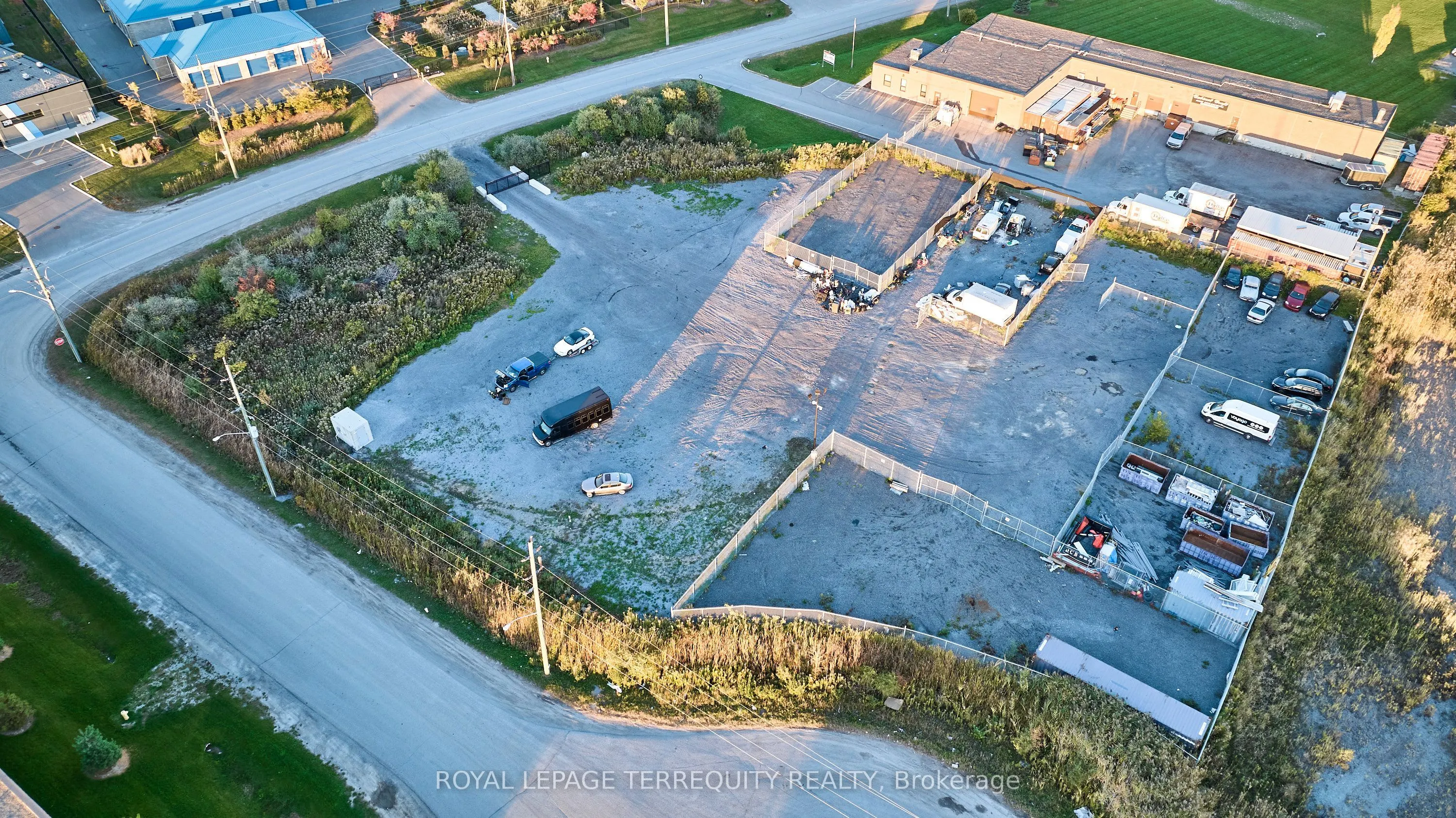 275 Lake Road
