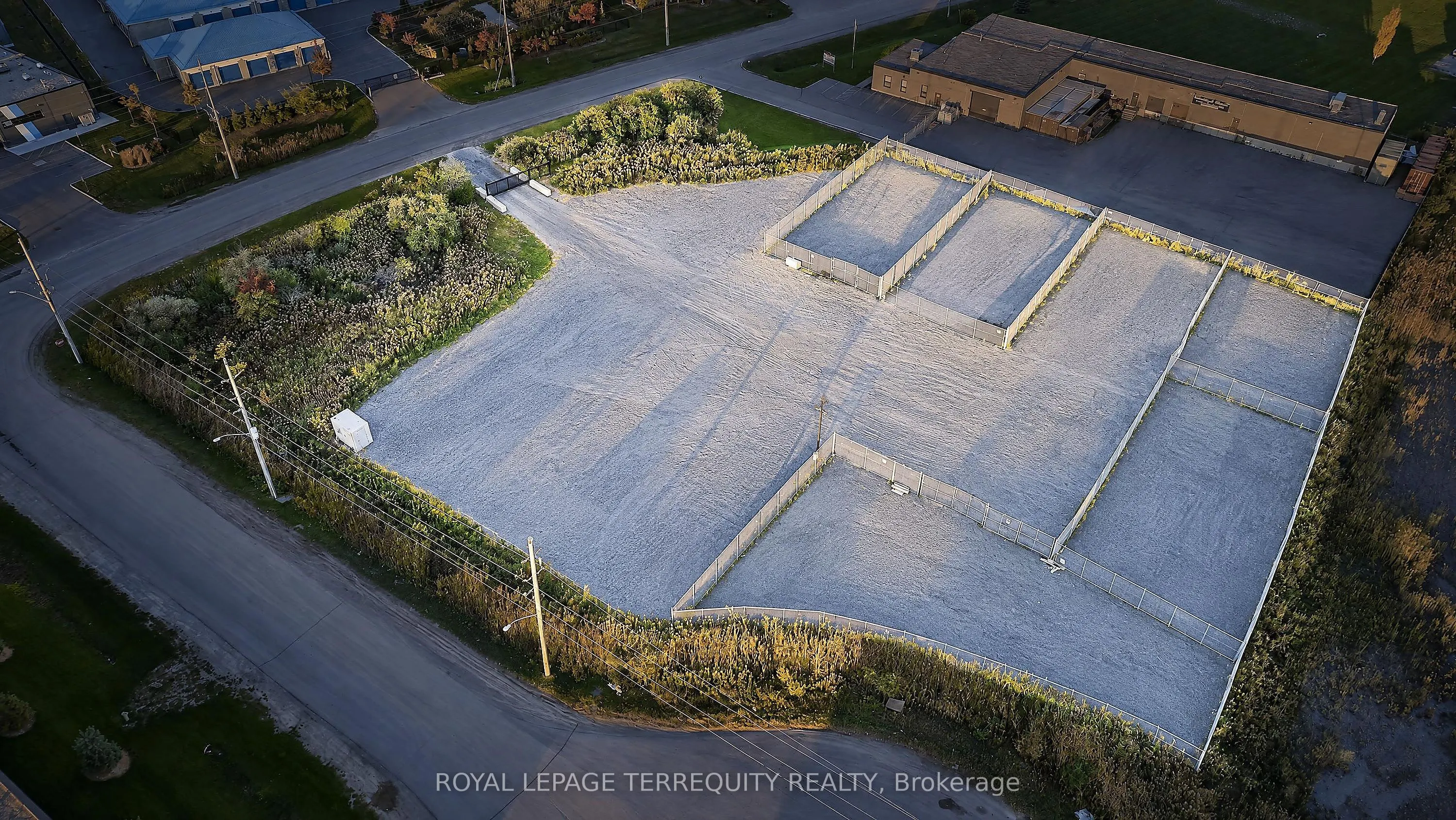 275 Lake Road