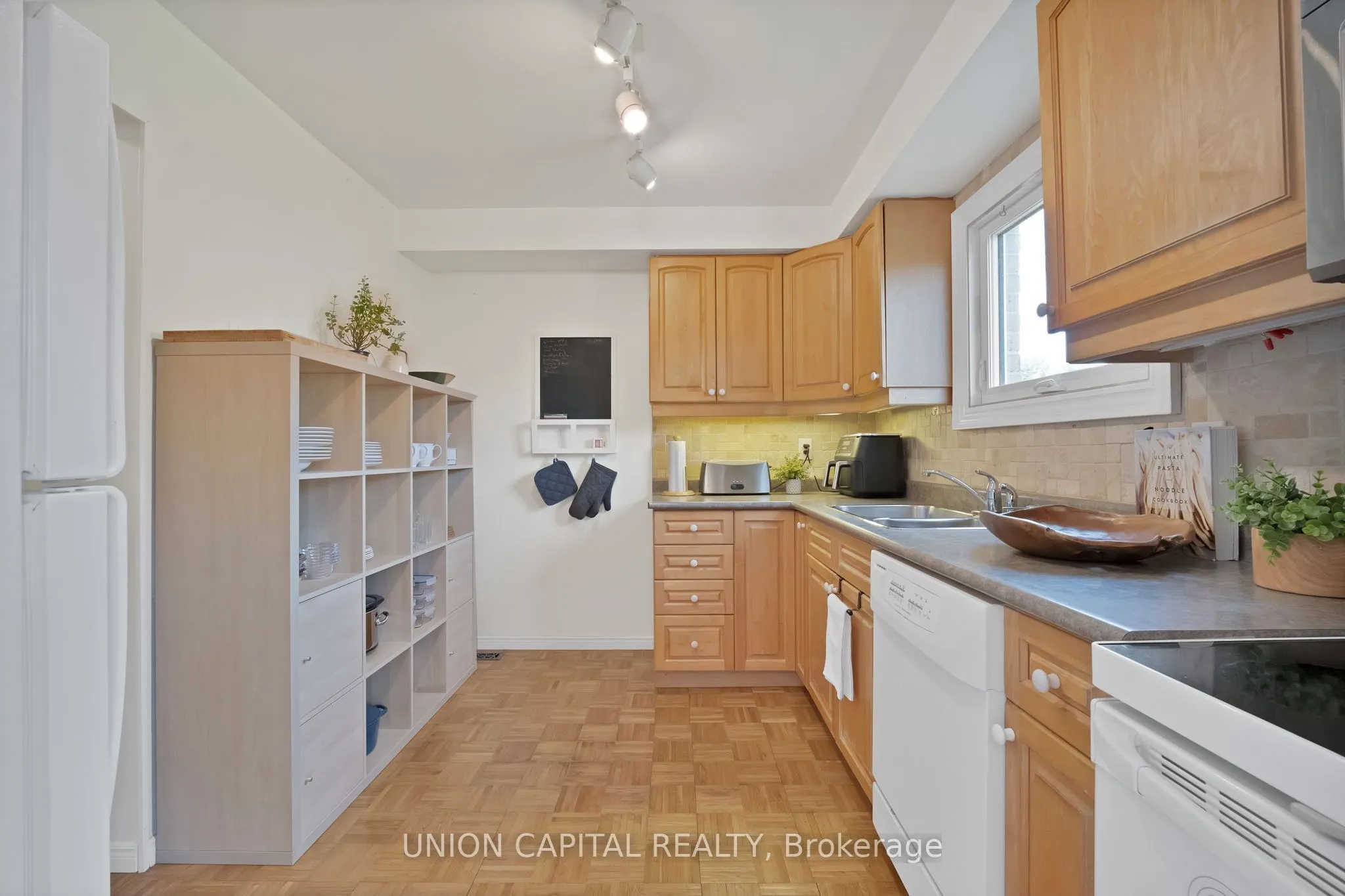 73 Humphrey Drive
