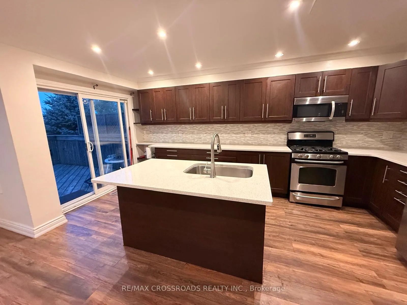 21 Fernbank Place