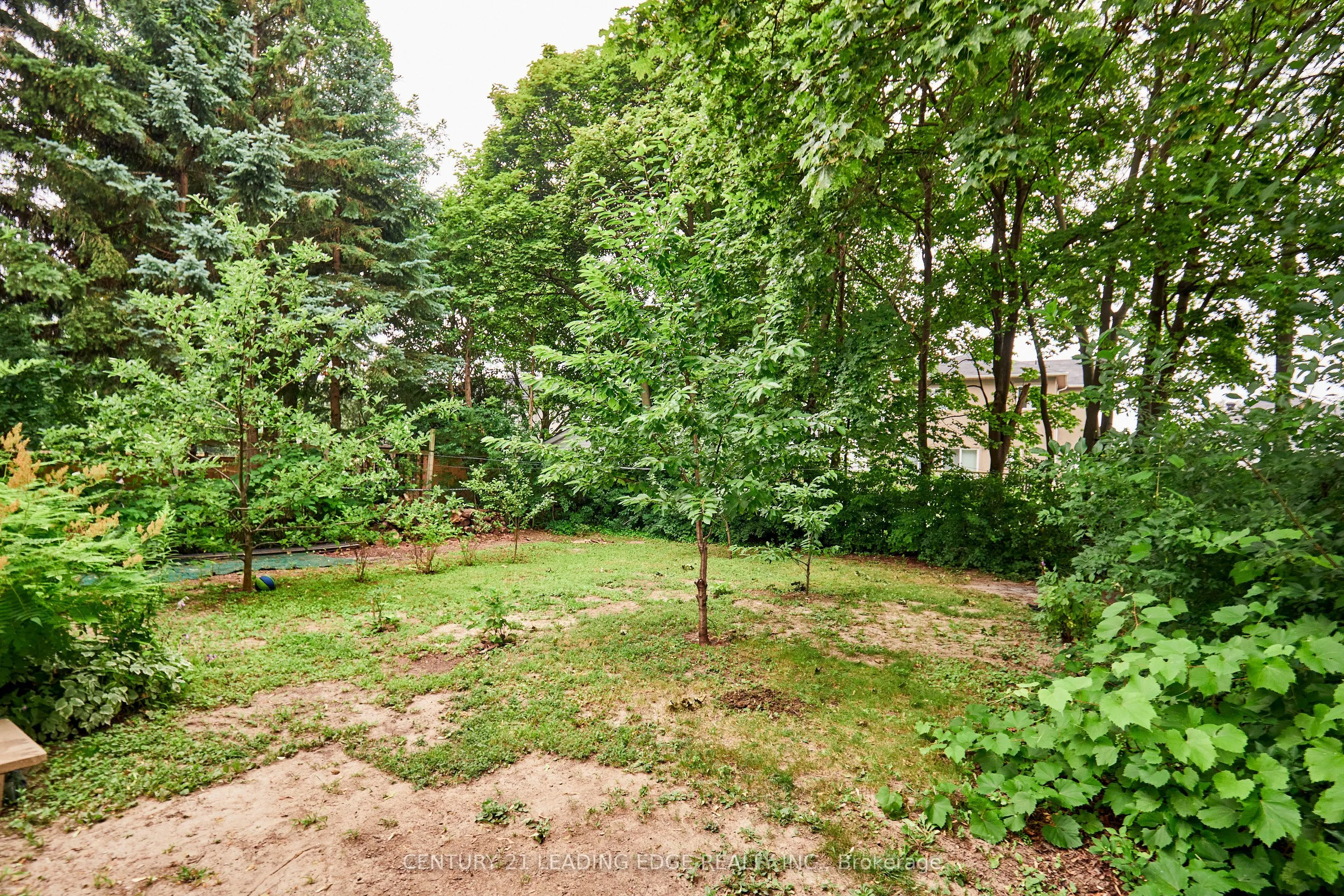 16 McCowan Road