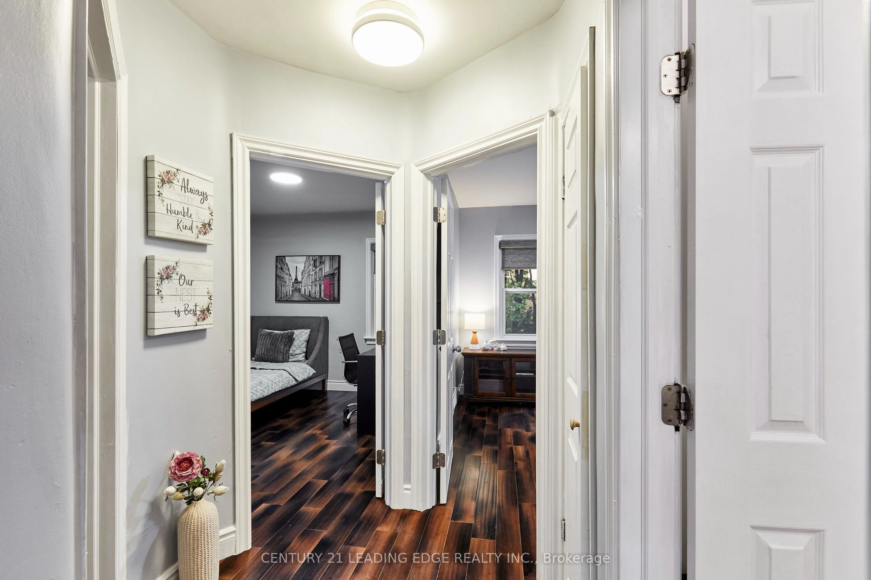 16 McCowan Road