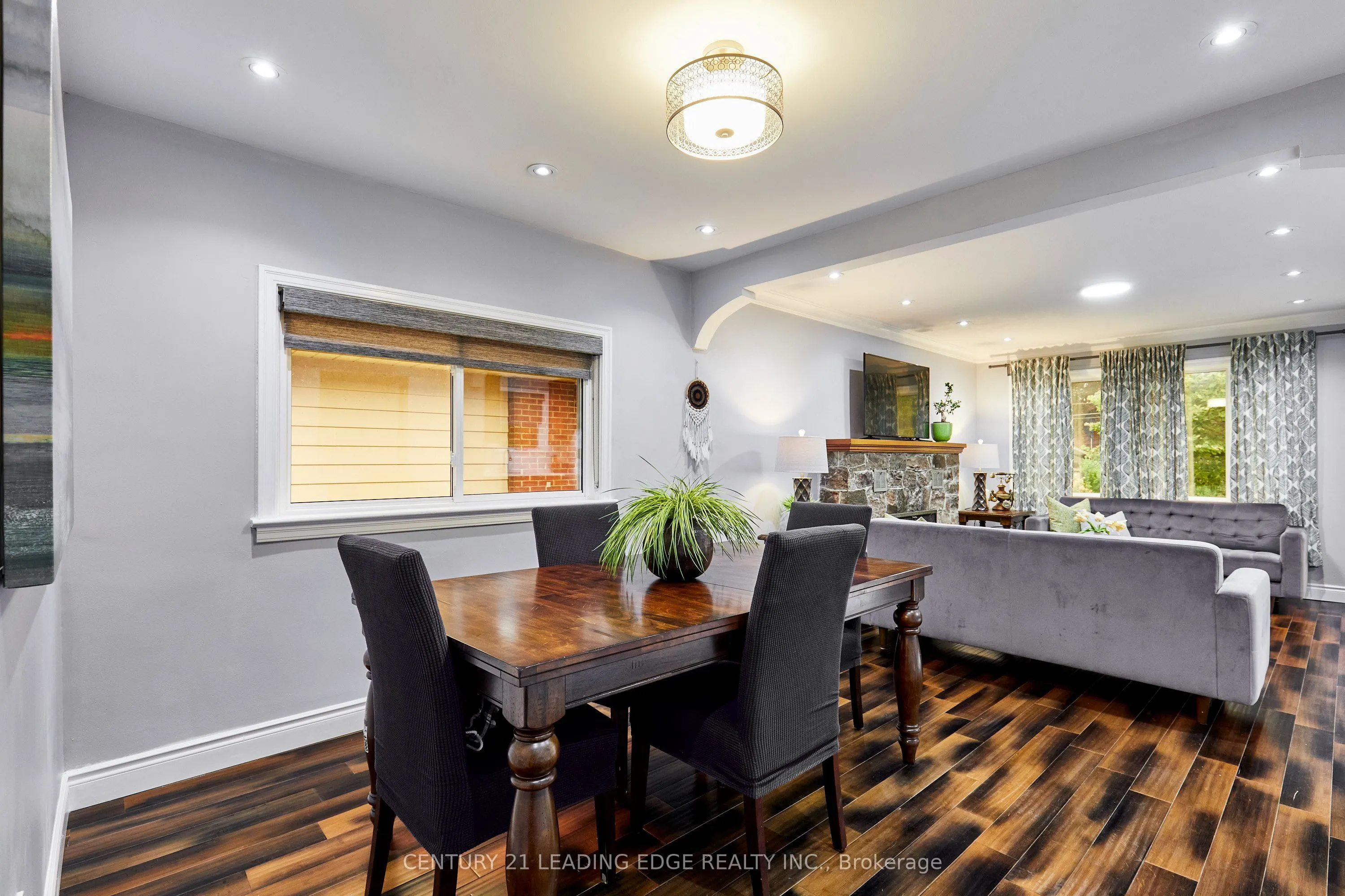 16 McCowan Road