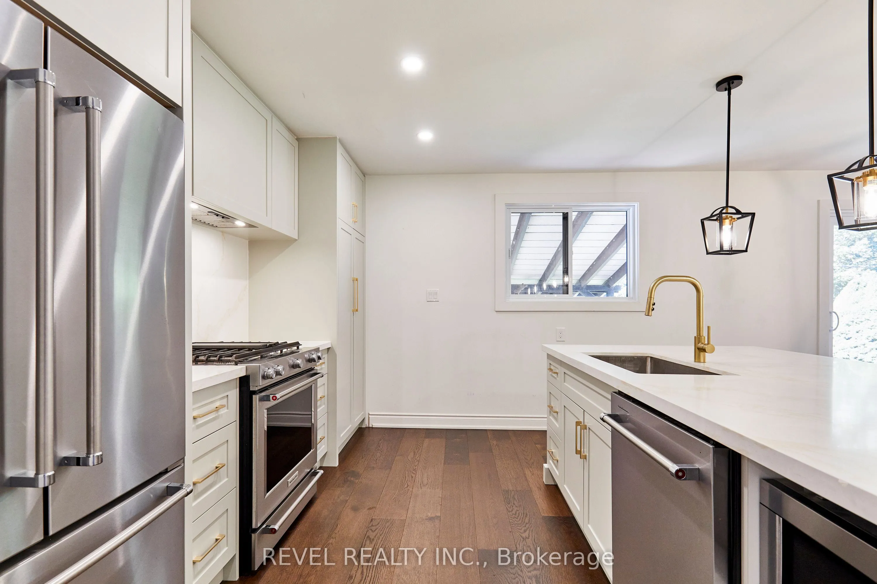 1260 Ilona Park Road