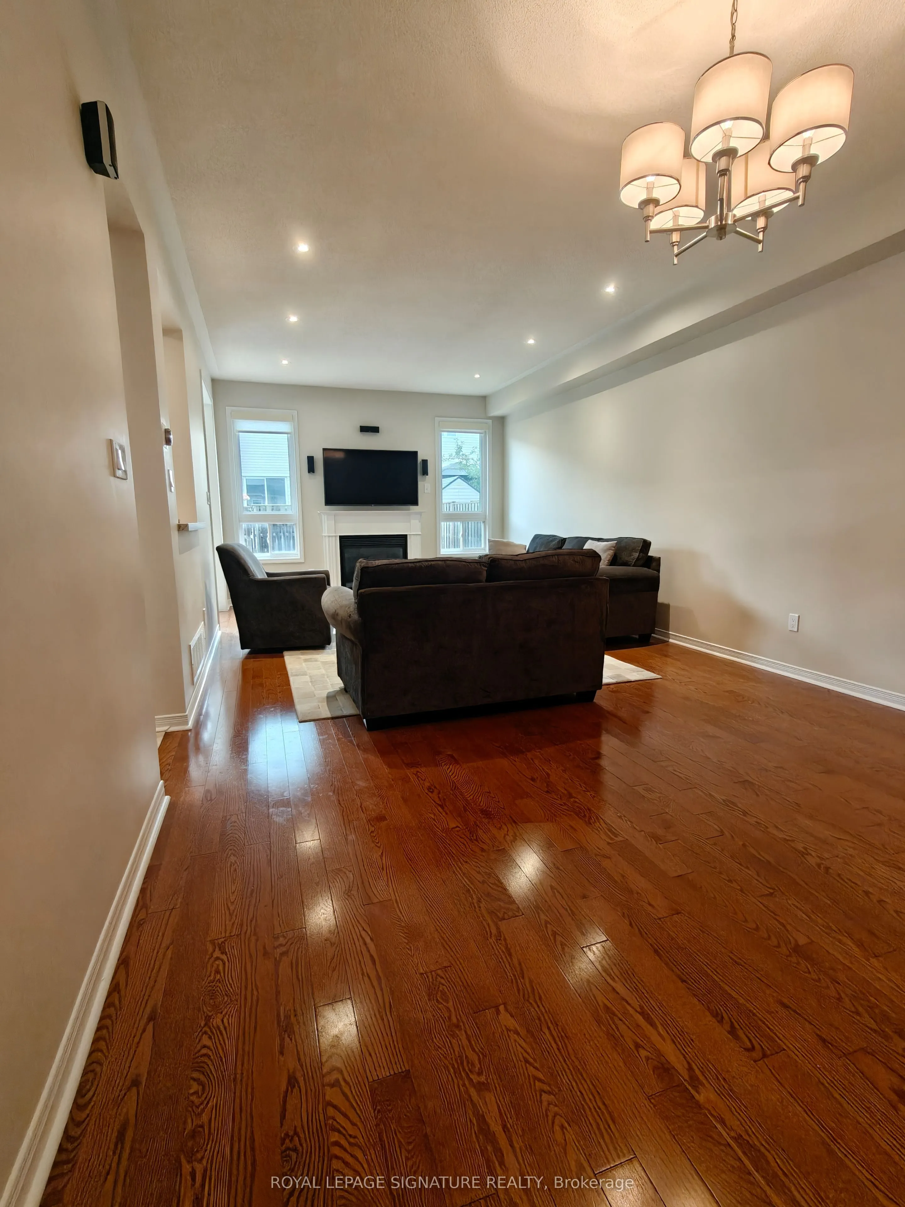116 Silverwood Circle