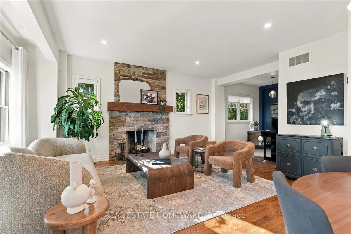 35 Springbank Avenue