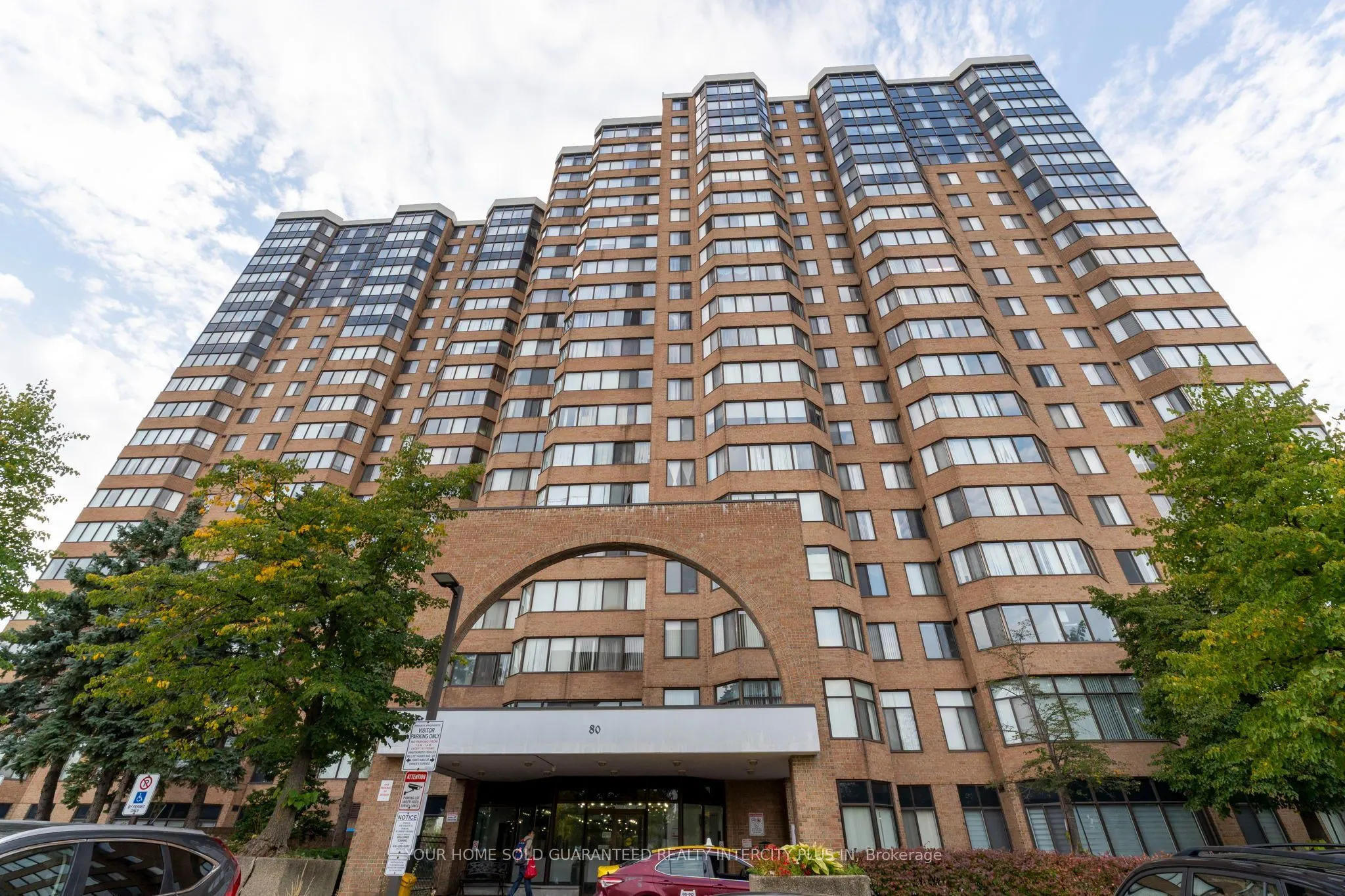 80 Alton Towers Circle #1913
