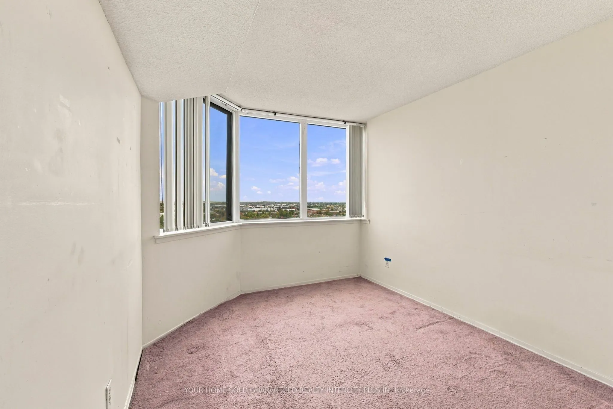 80 Alton Towers Circle #1913