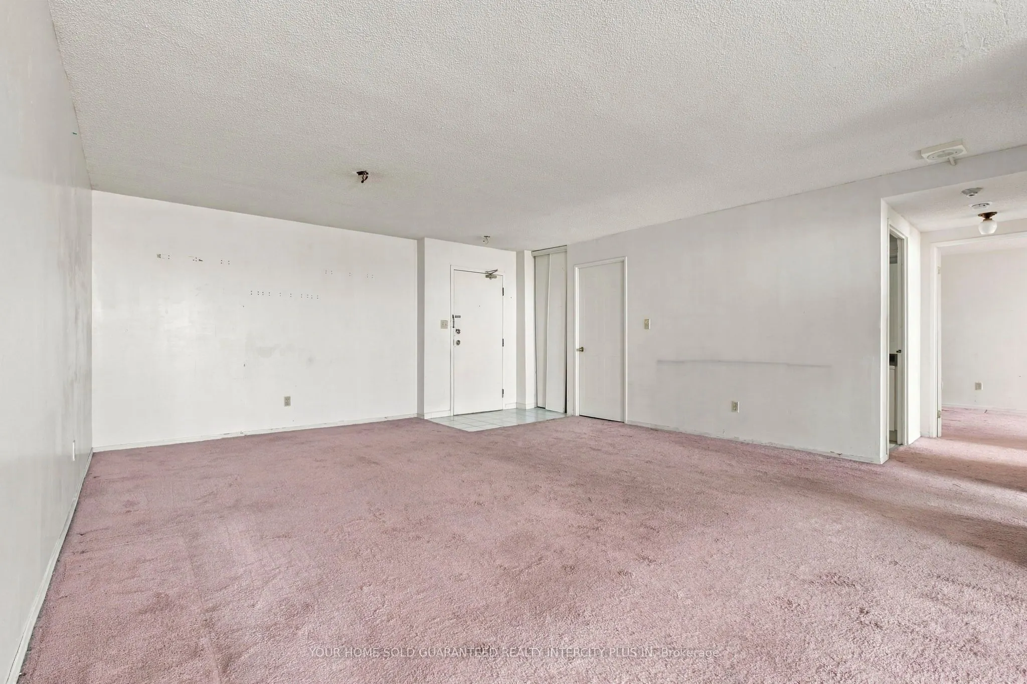 80 Alton Towers Circle #1913