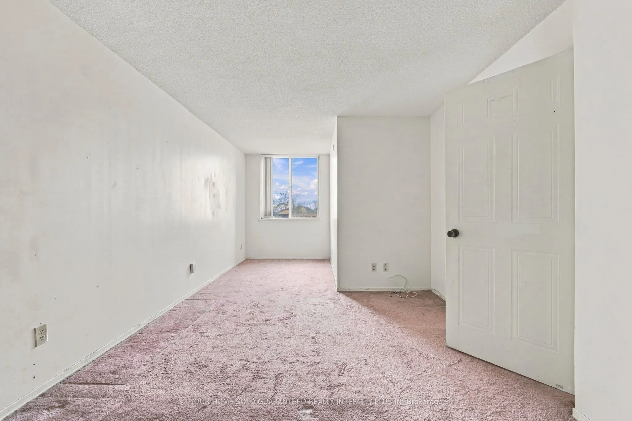 80 Alton Towers Circle #1913