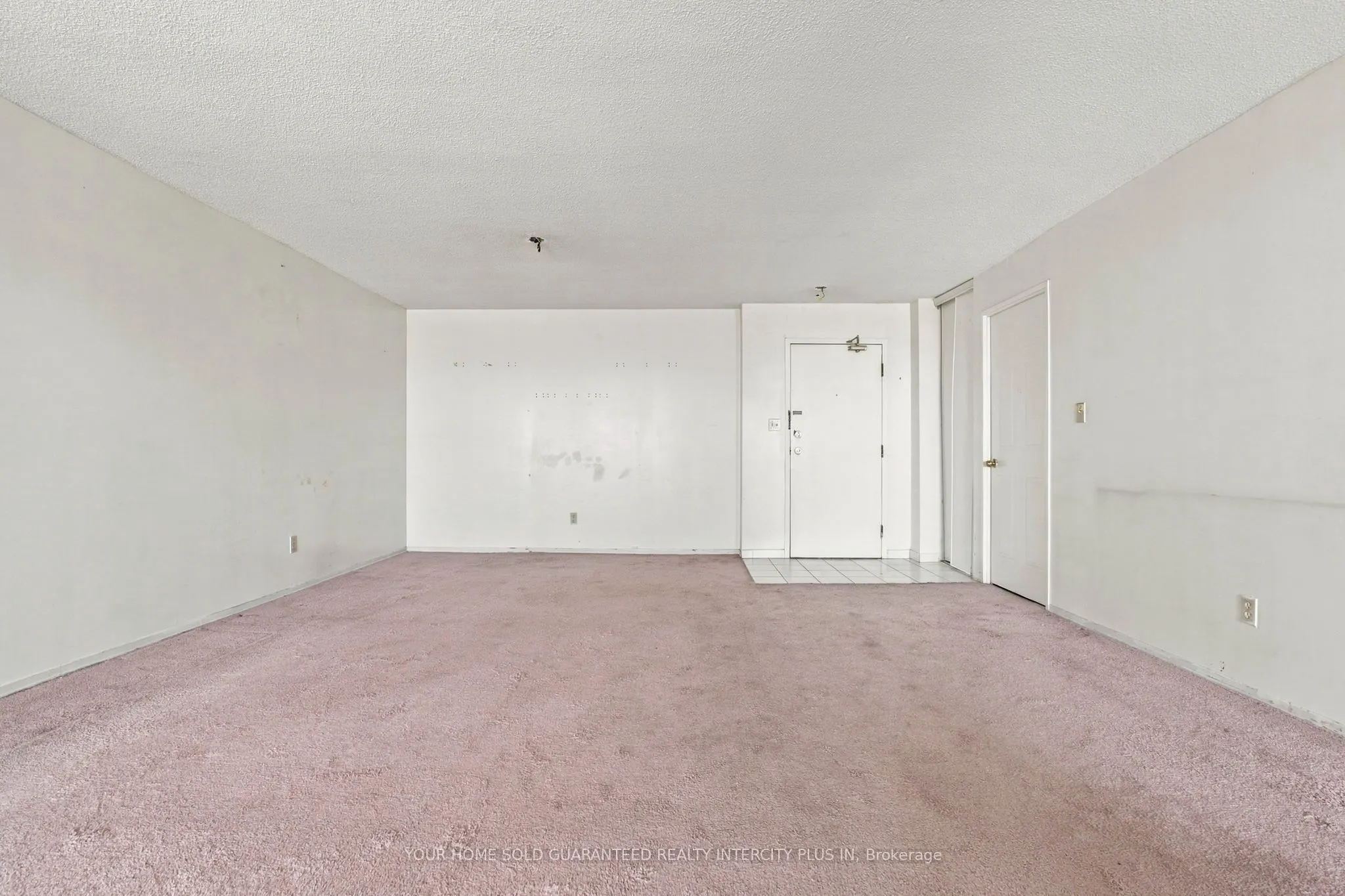 80 Alton Towers Circle #1913