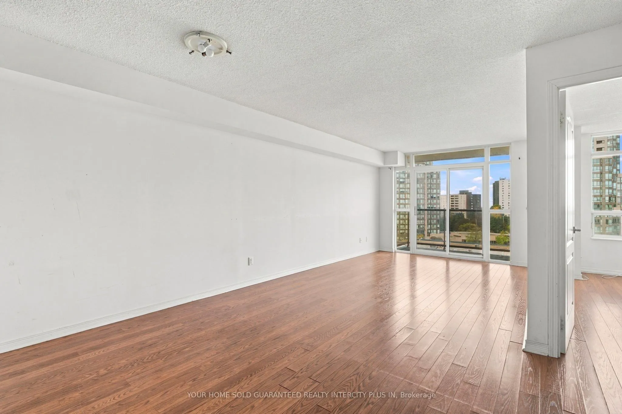 3650 Kingston Road #802