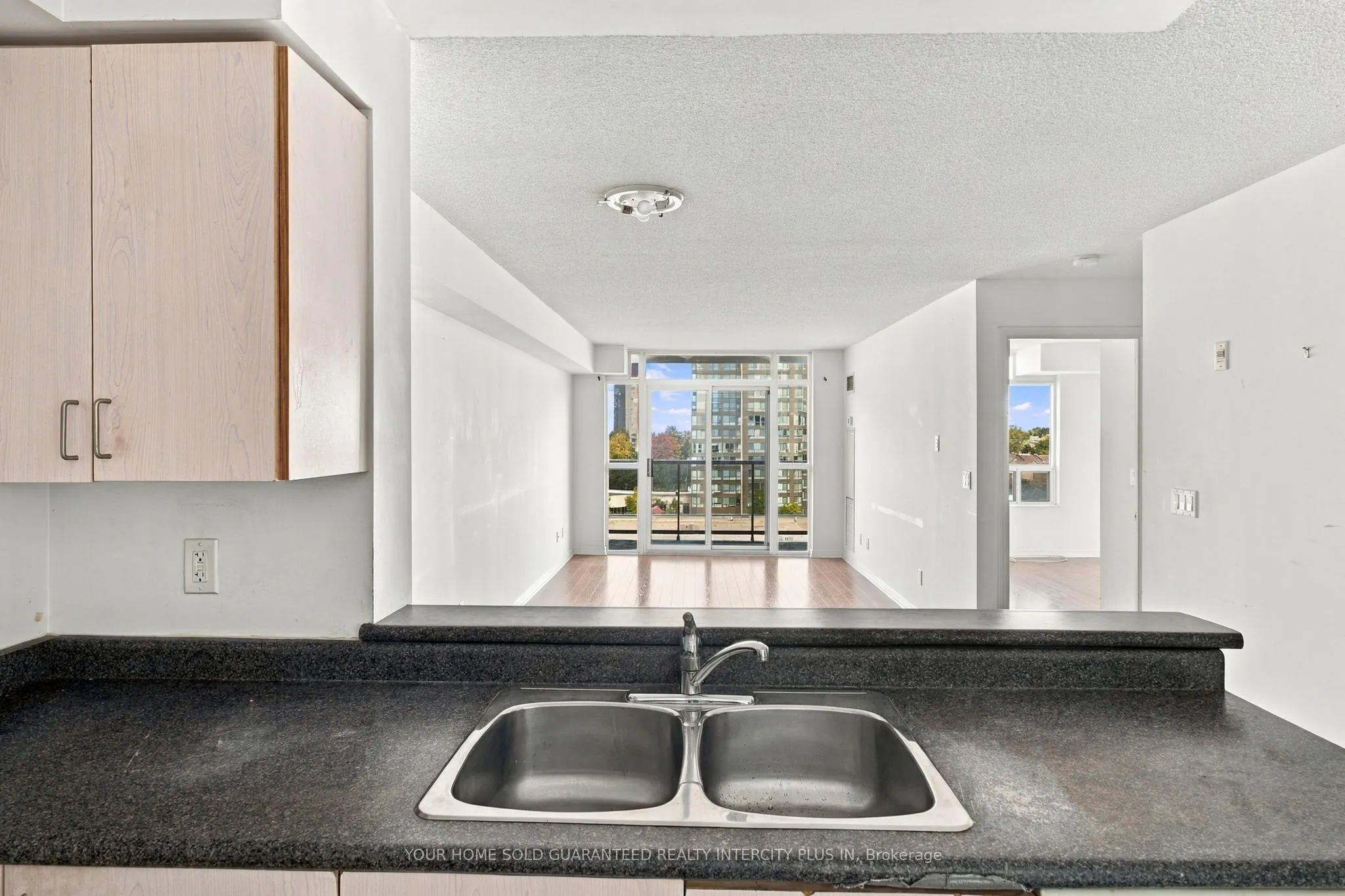 3650 Kingston Road #802