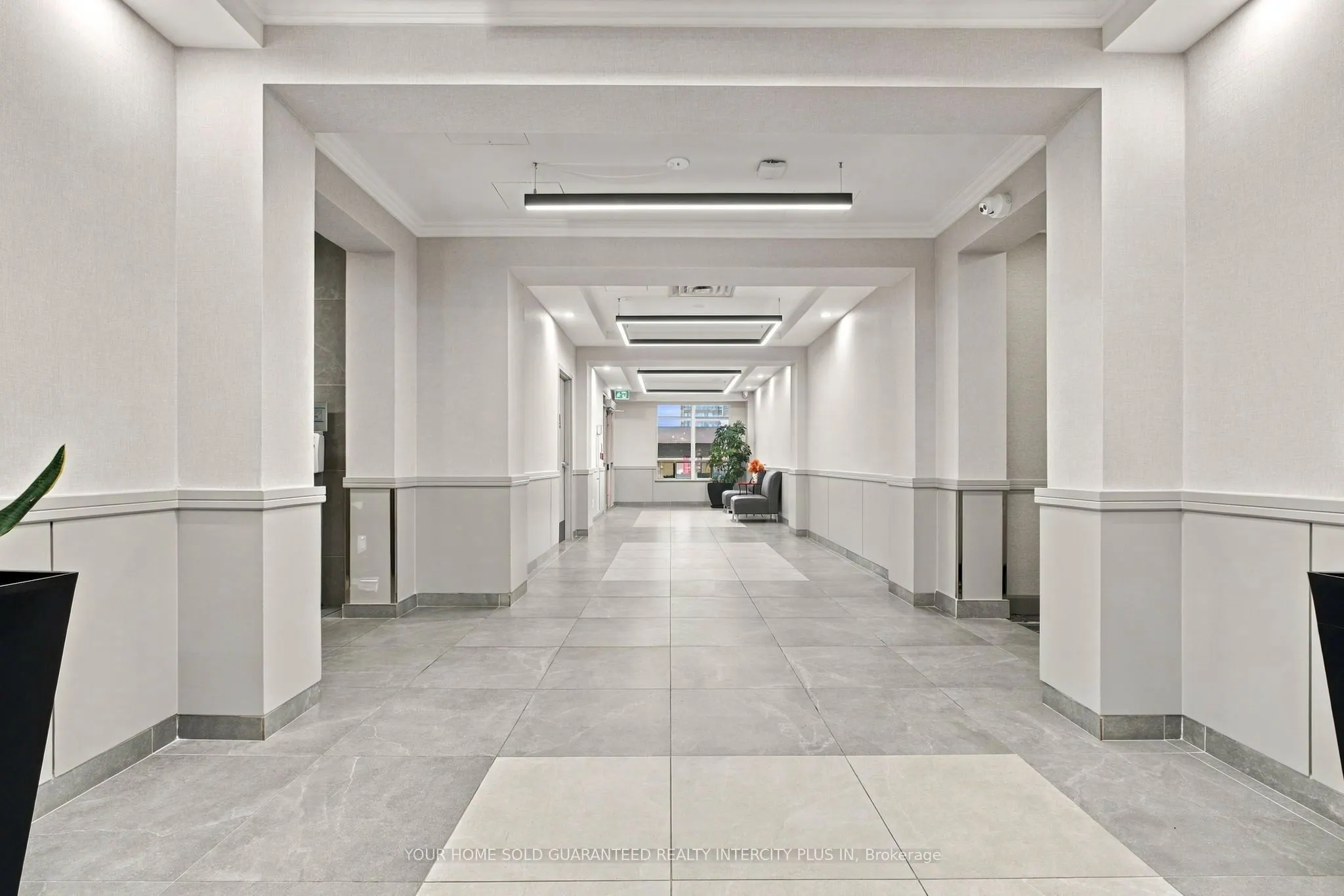 3650 Kingston Road #802