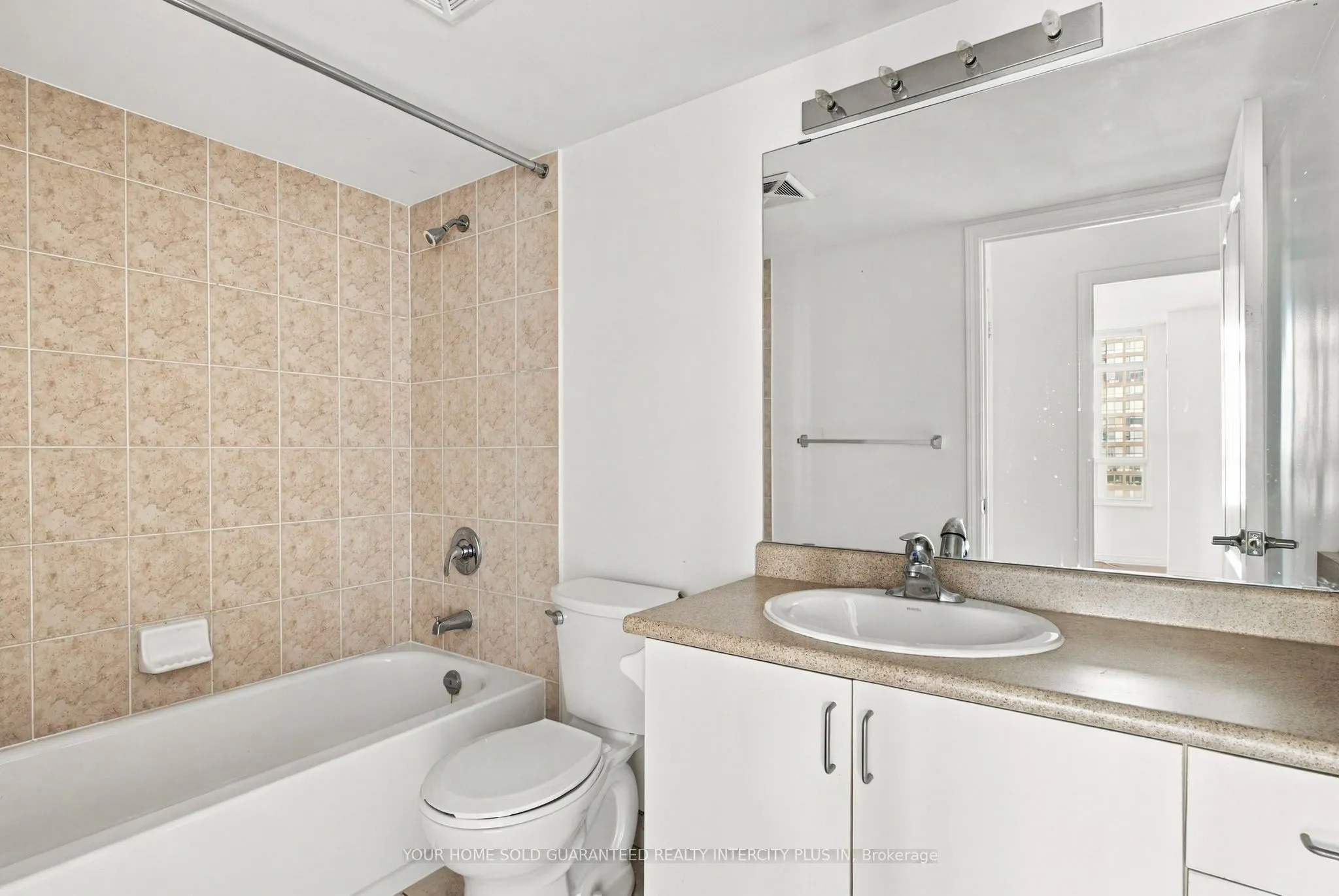 3650 Kingston Road #802