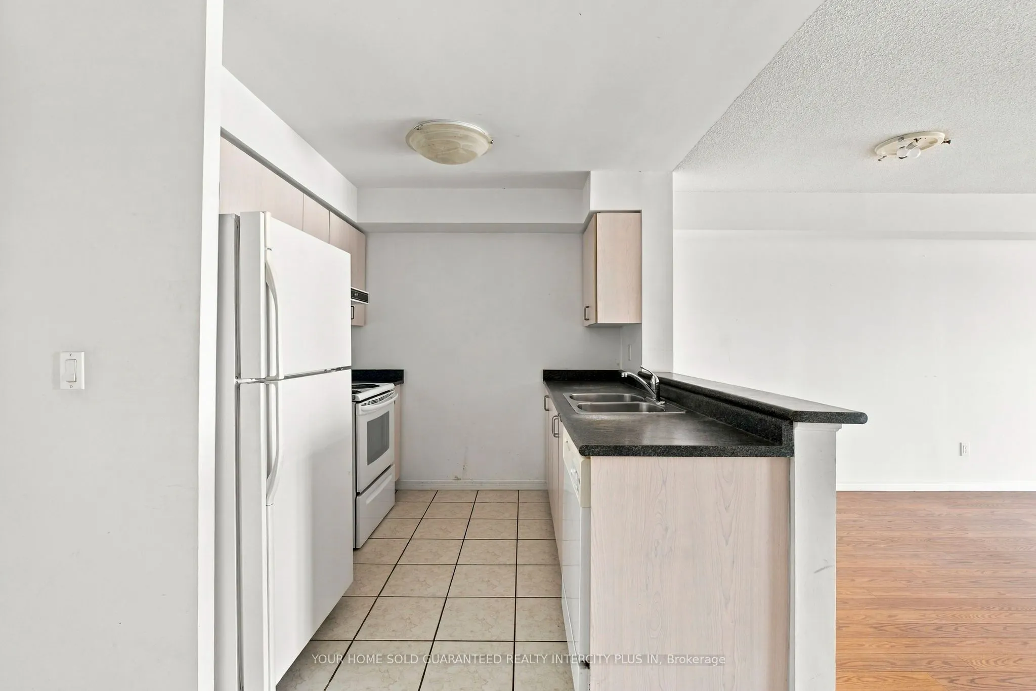 3650 Kingston Road #802