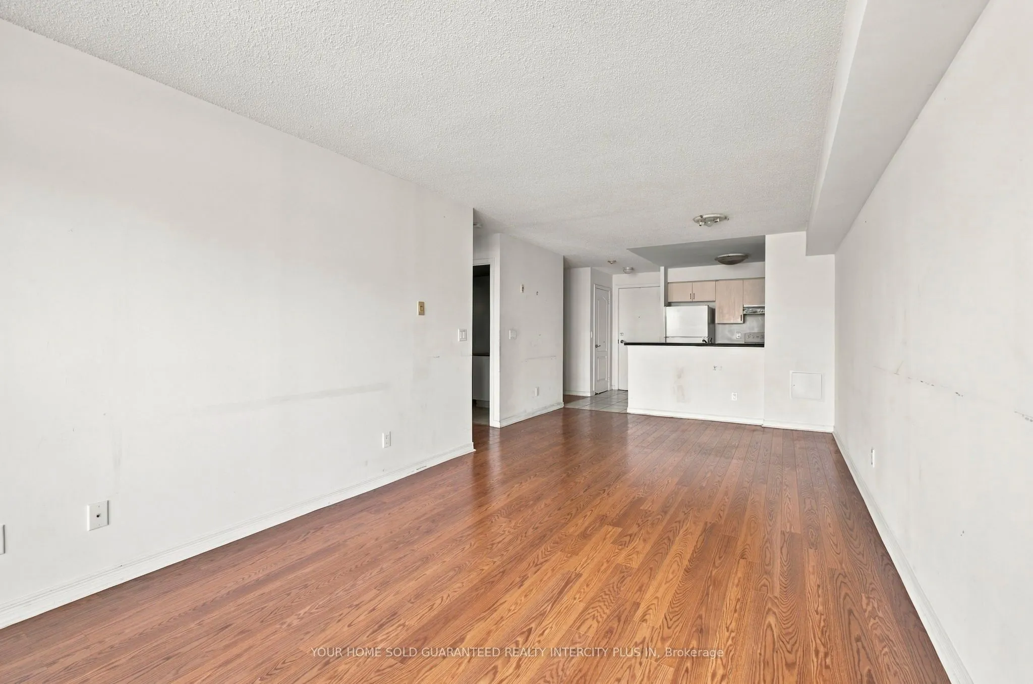 3650 Kingston Road #802