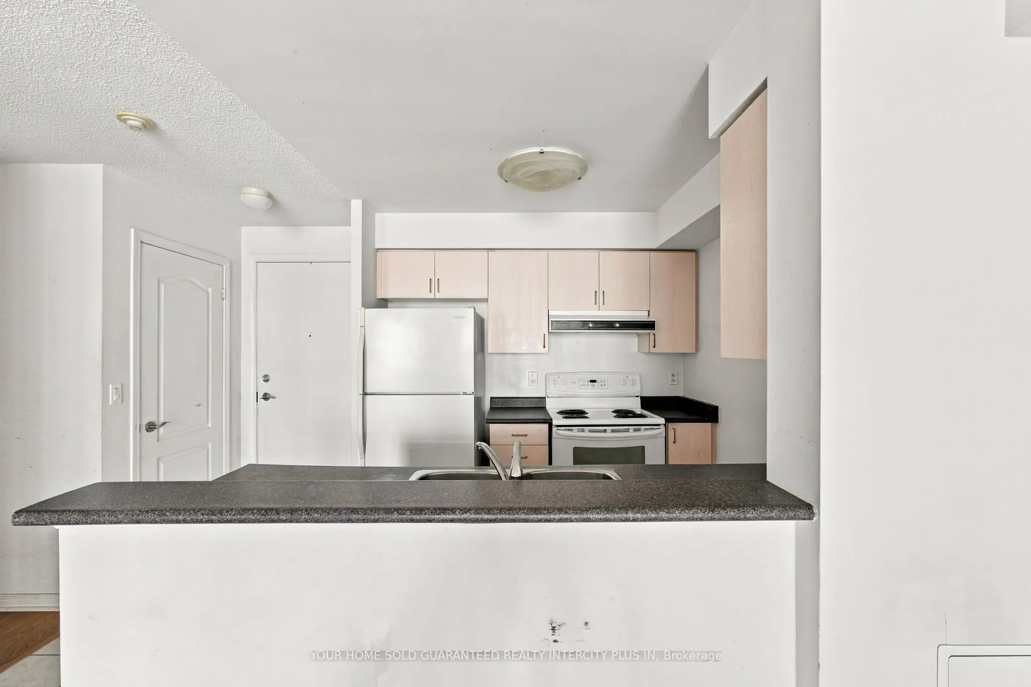 3650 Kingston Road #802