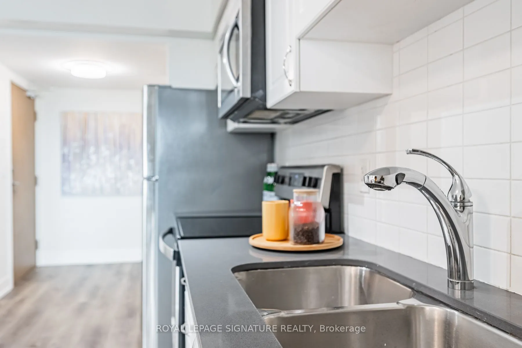 1255 Bayly Street #1206