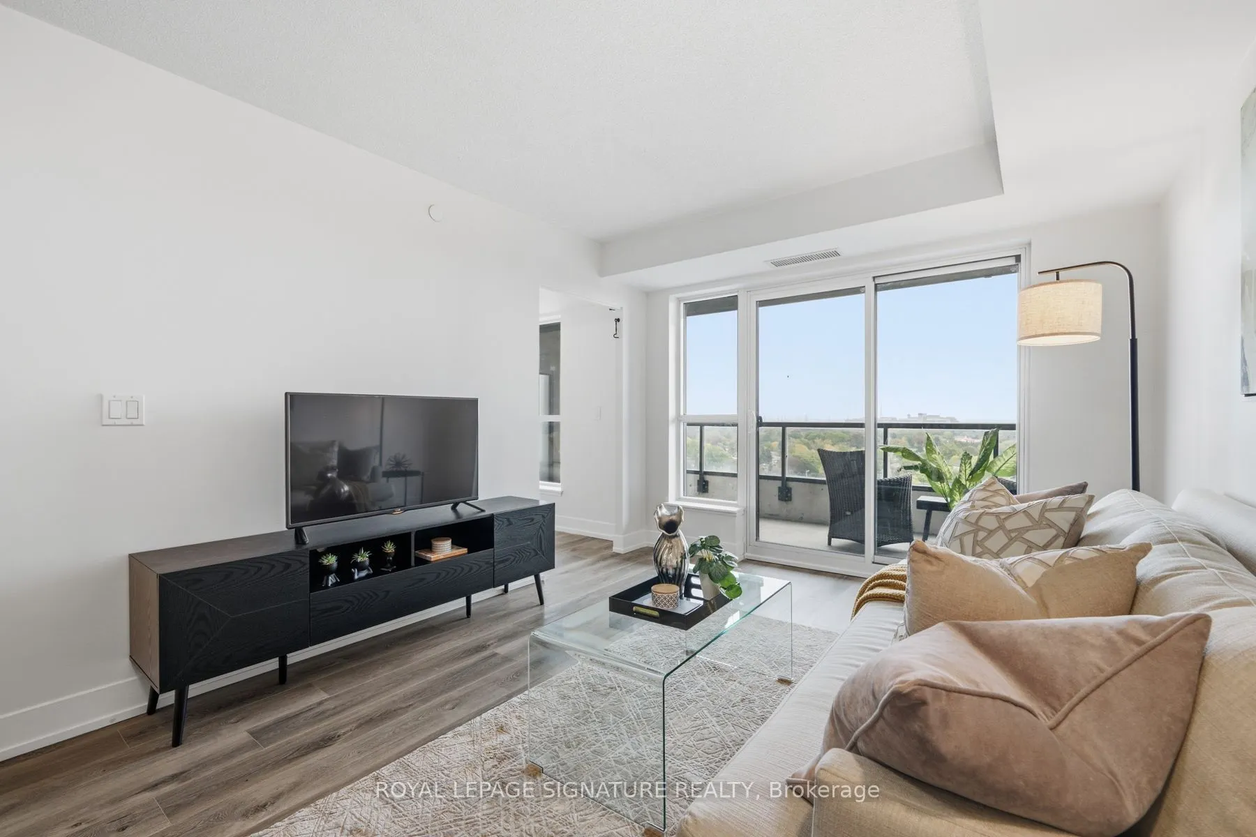 1255 Bayly Street #1206