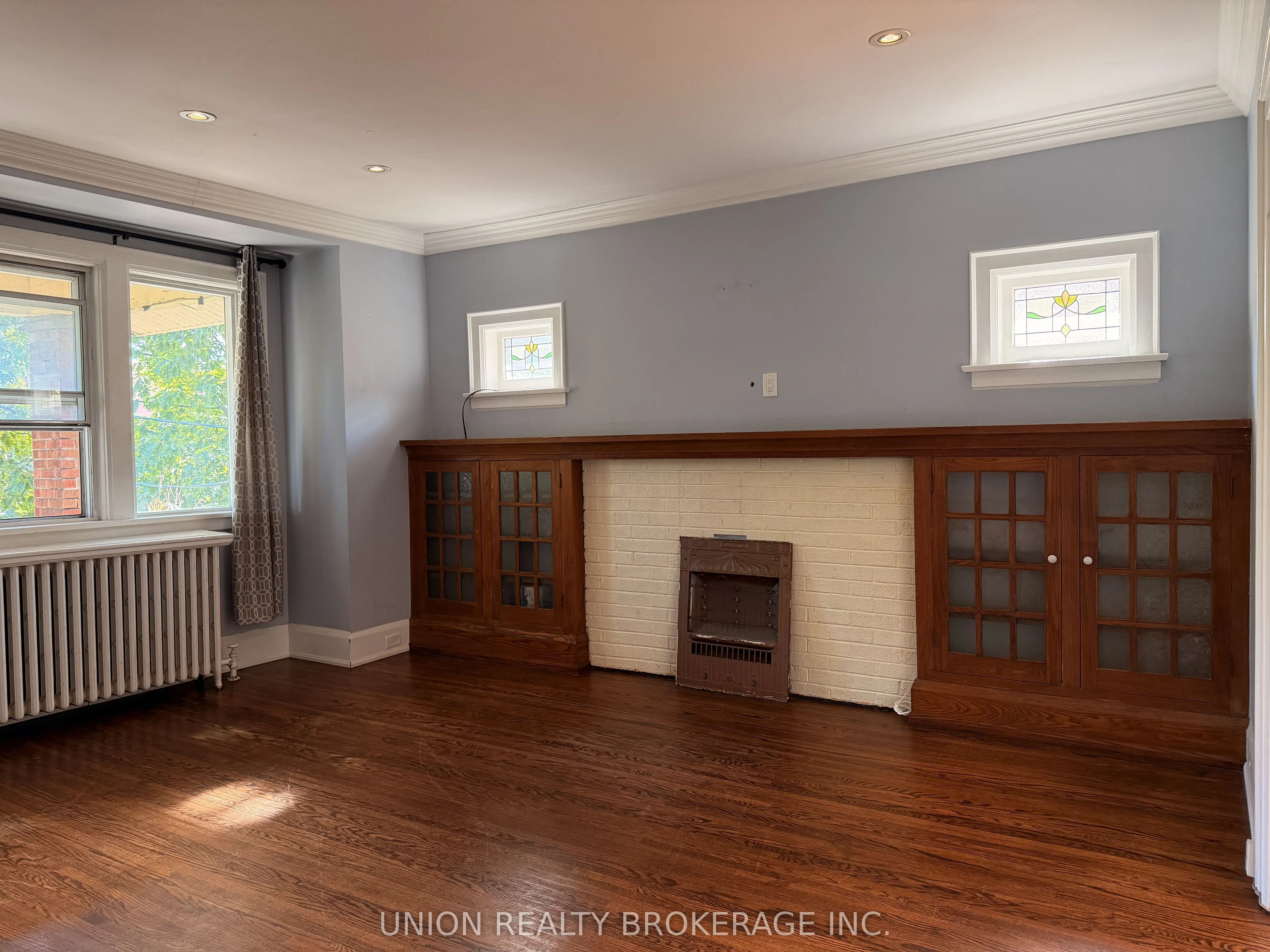 54 Wineva Avenue #Upper