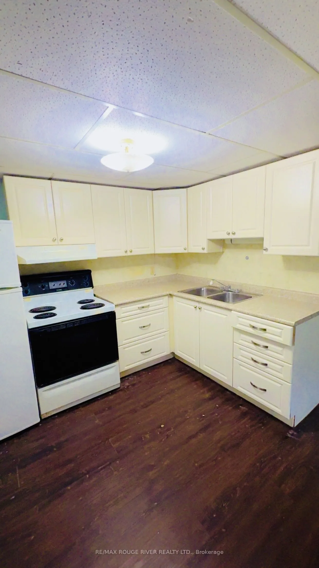 858 Chapleau Drive #Basement