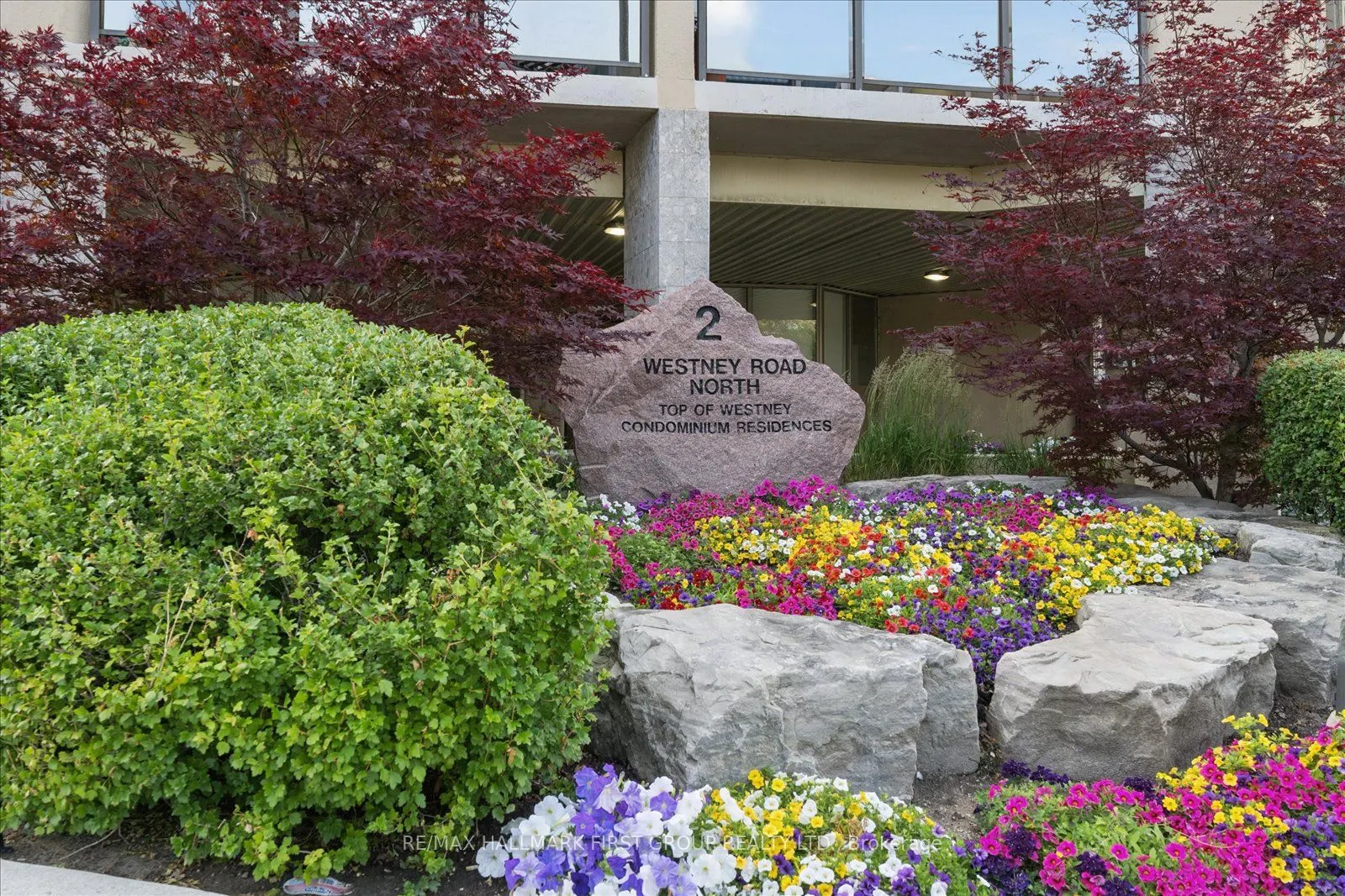 2 Westney Road N #206