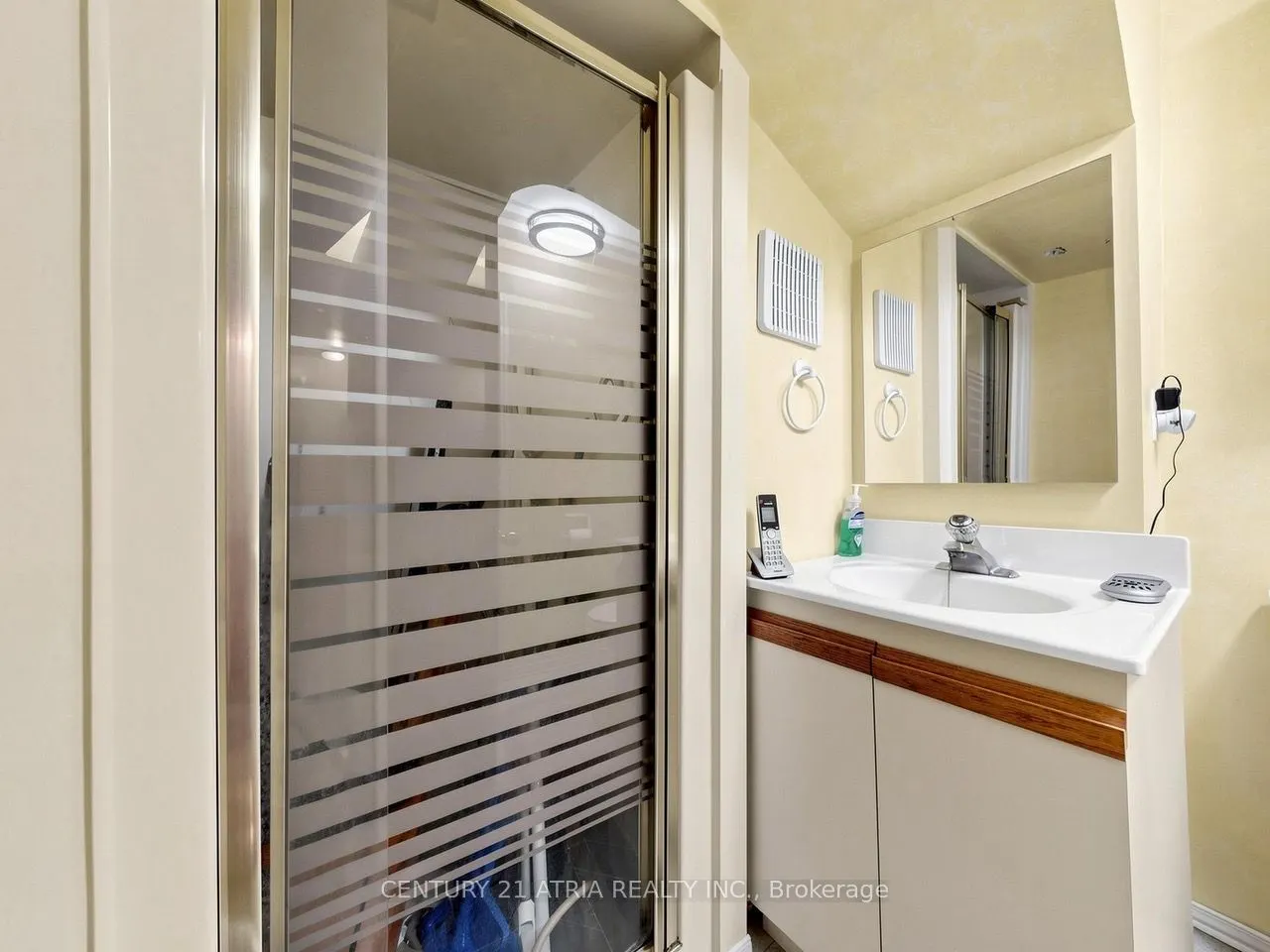 22 Jeffton Crescent