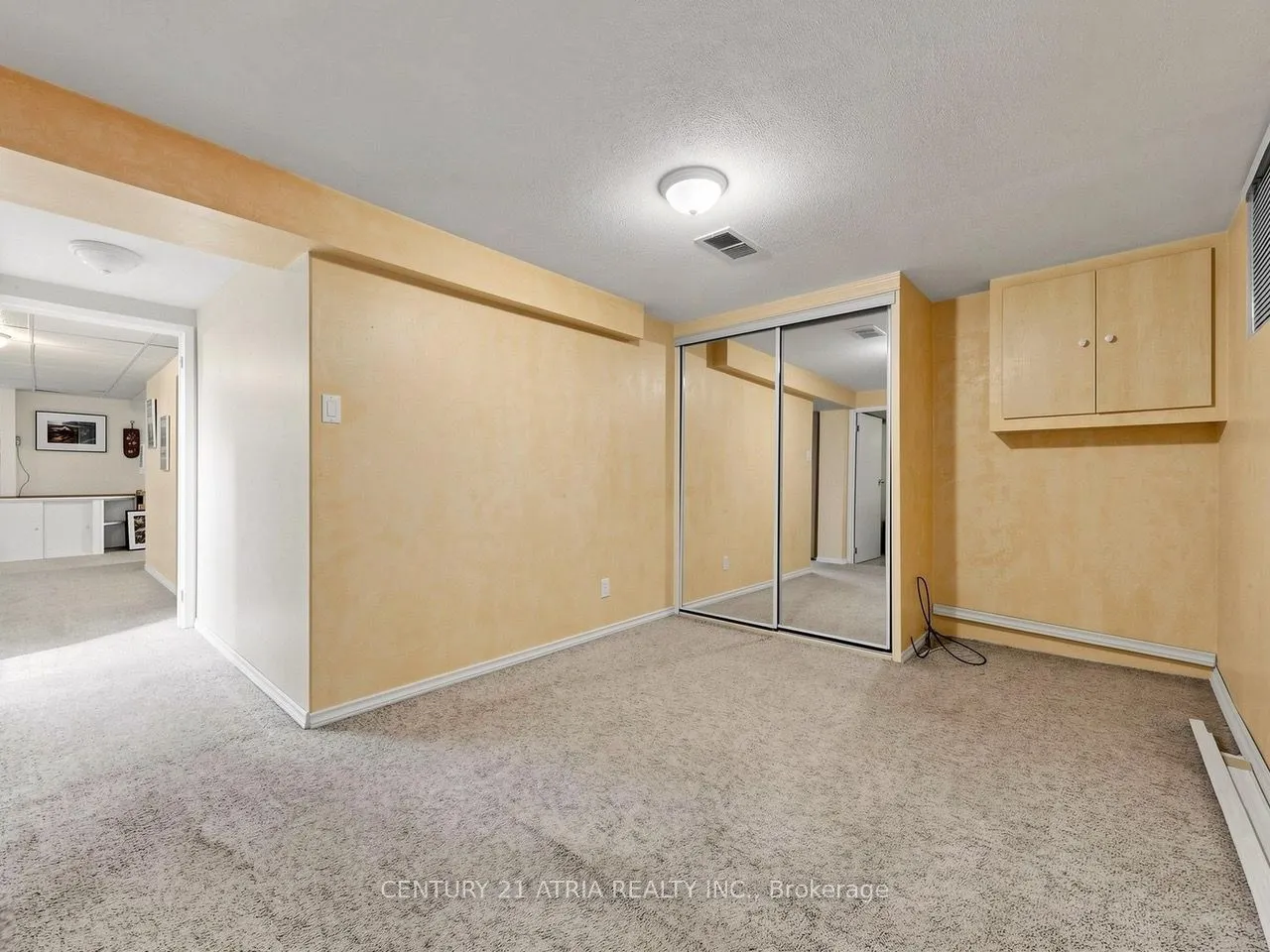 22 Jeffton Crescent