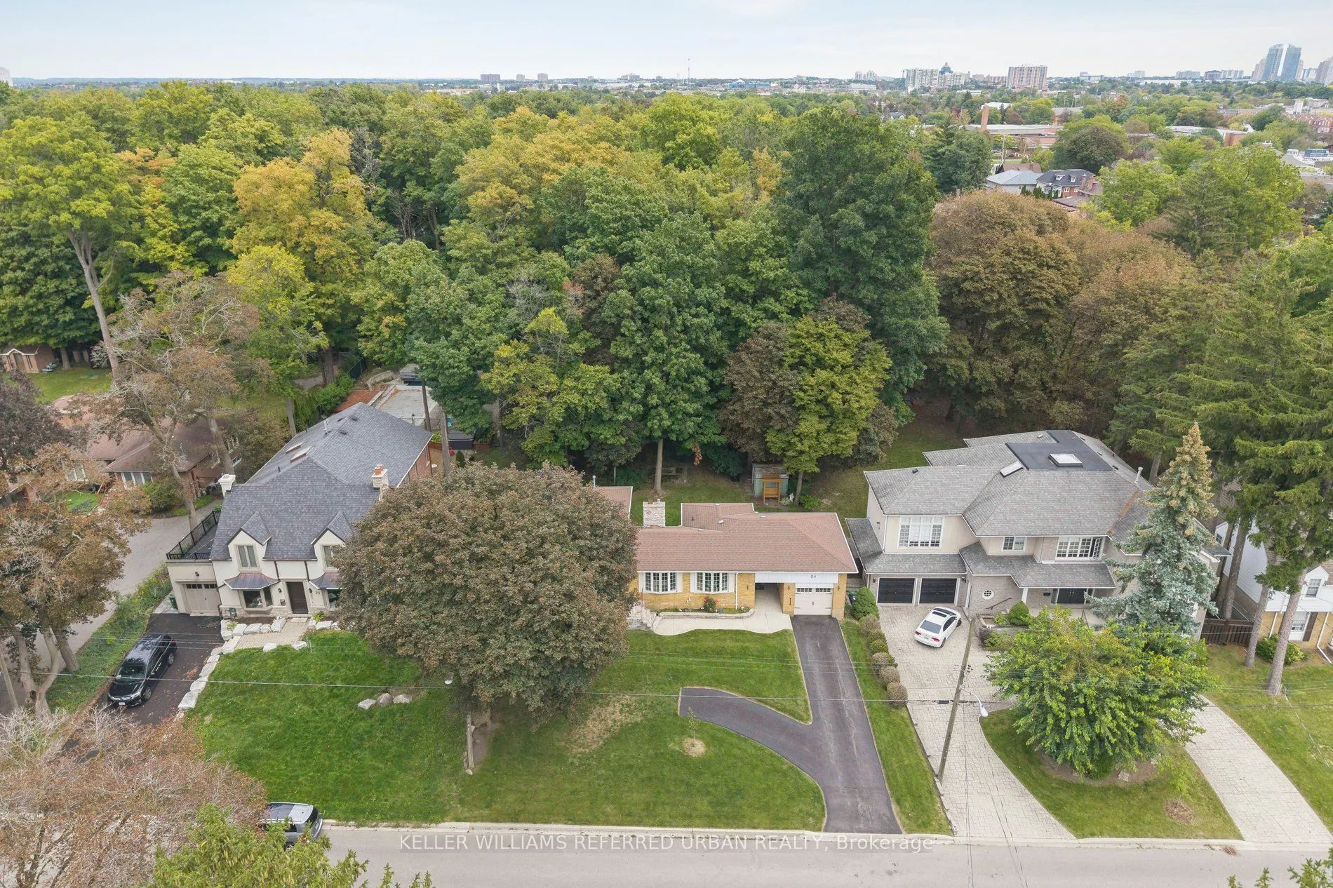 71 Agincourt Drive