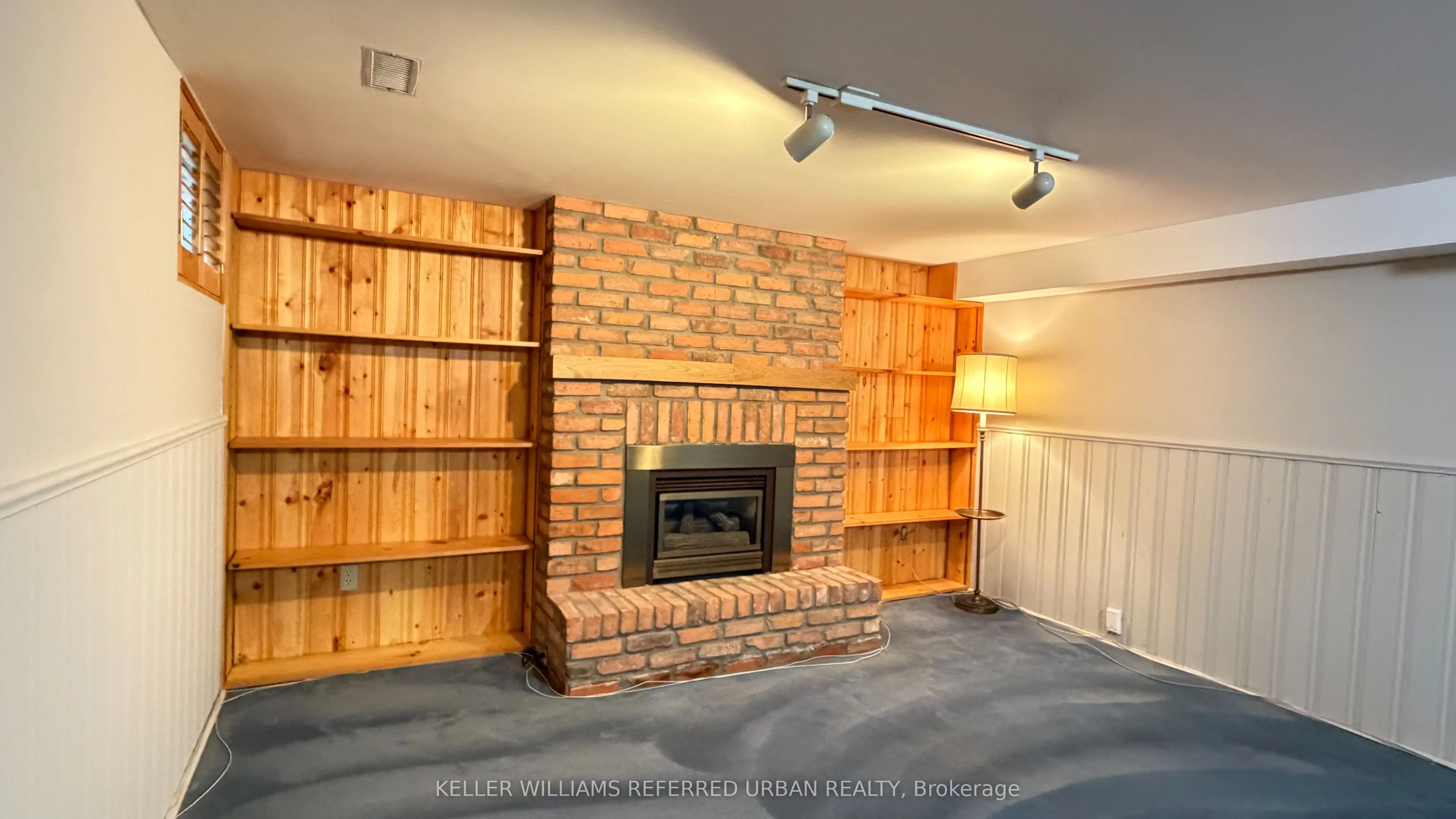 71 Agincourt Drive