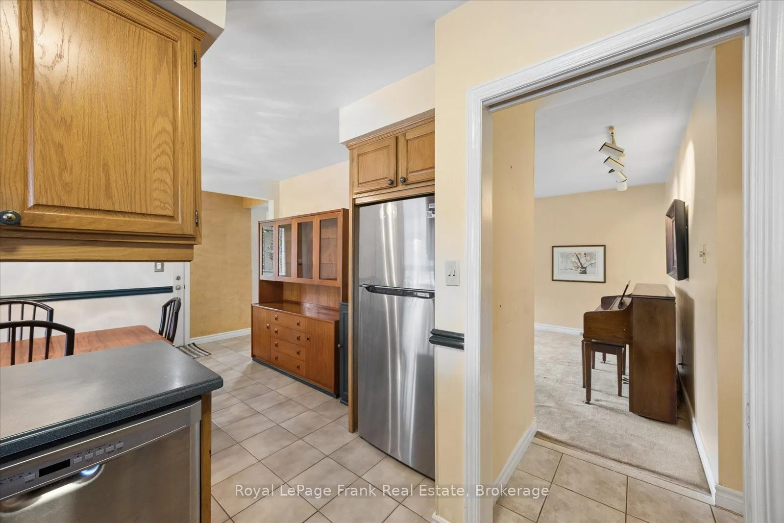 10 Sunicrest Boulevard